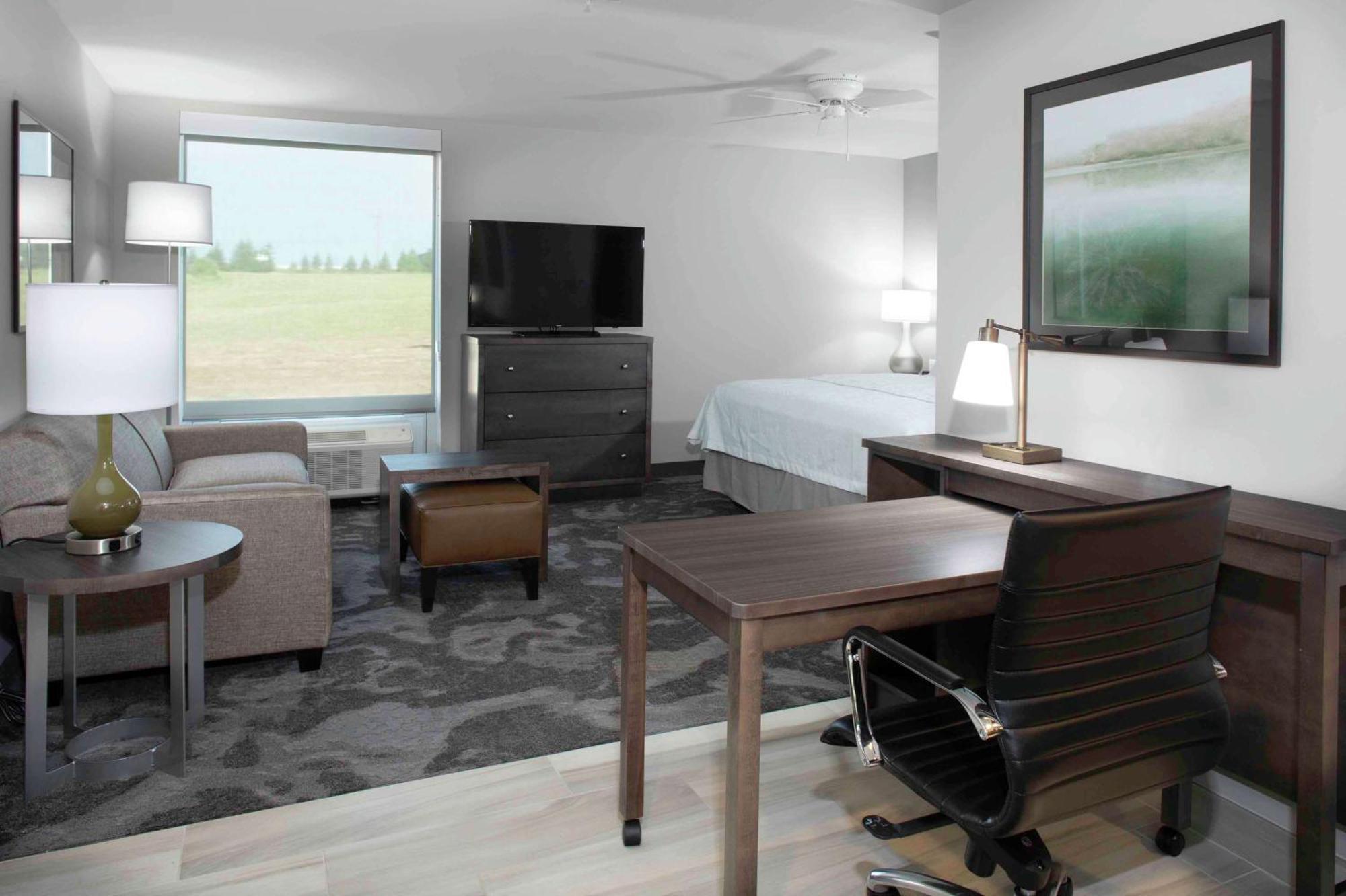 King Studio Suite Non-Smoking