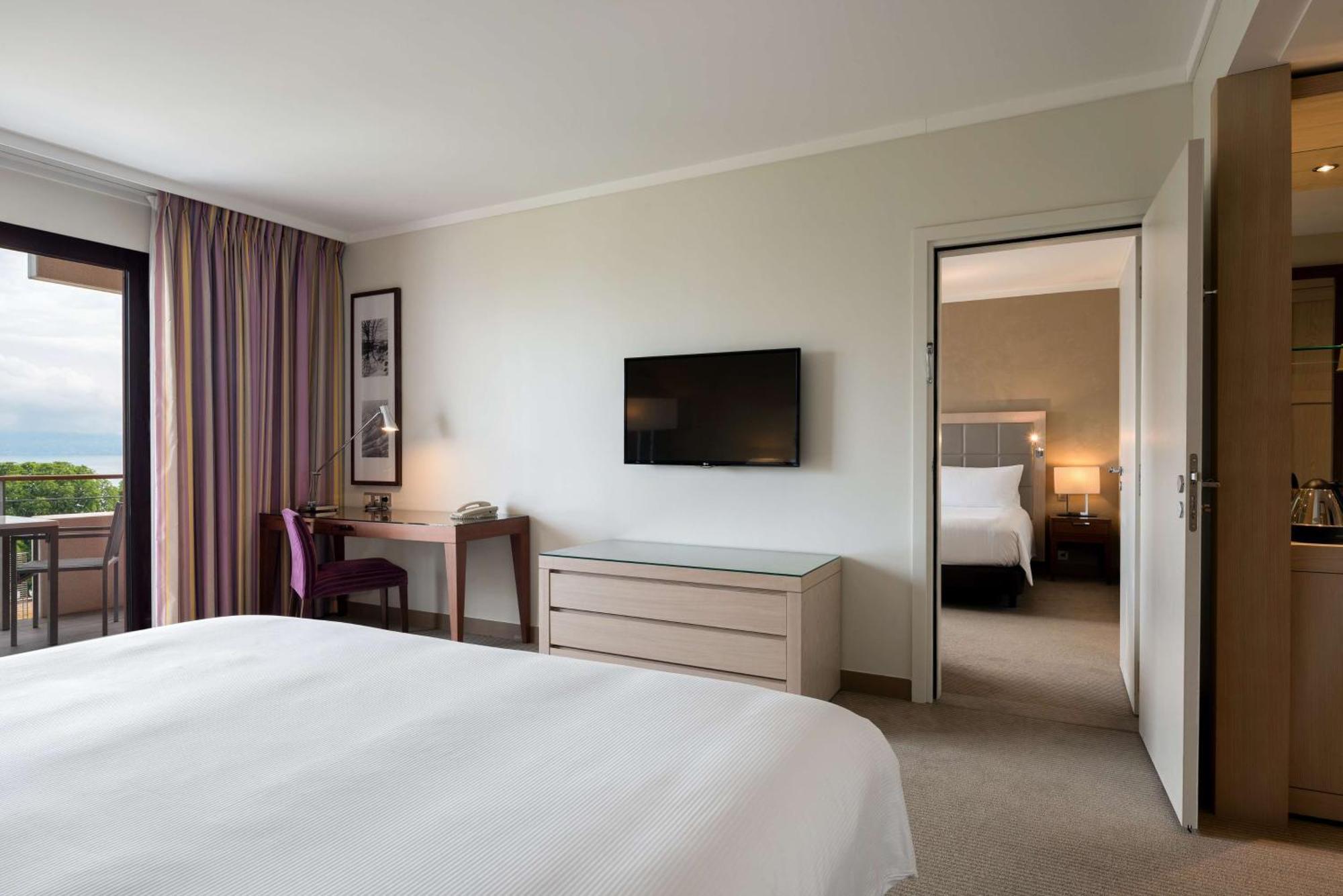 Deluxe King Room,1548831124:JPEG