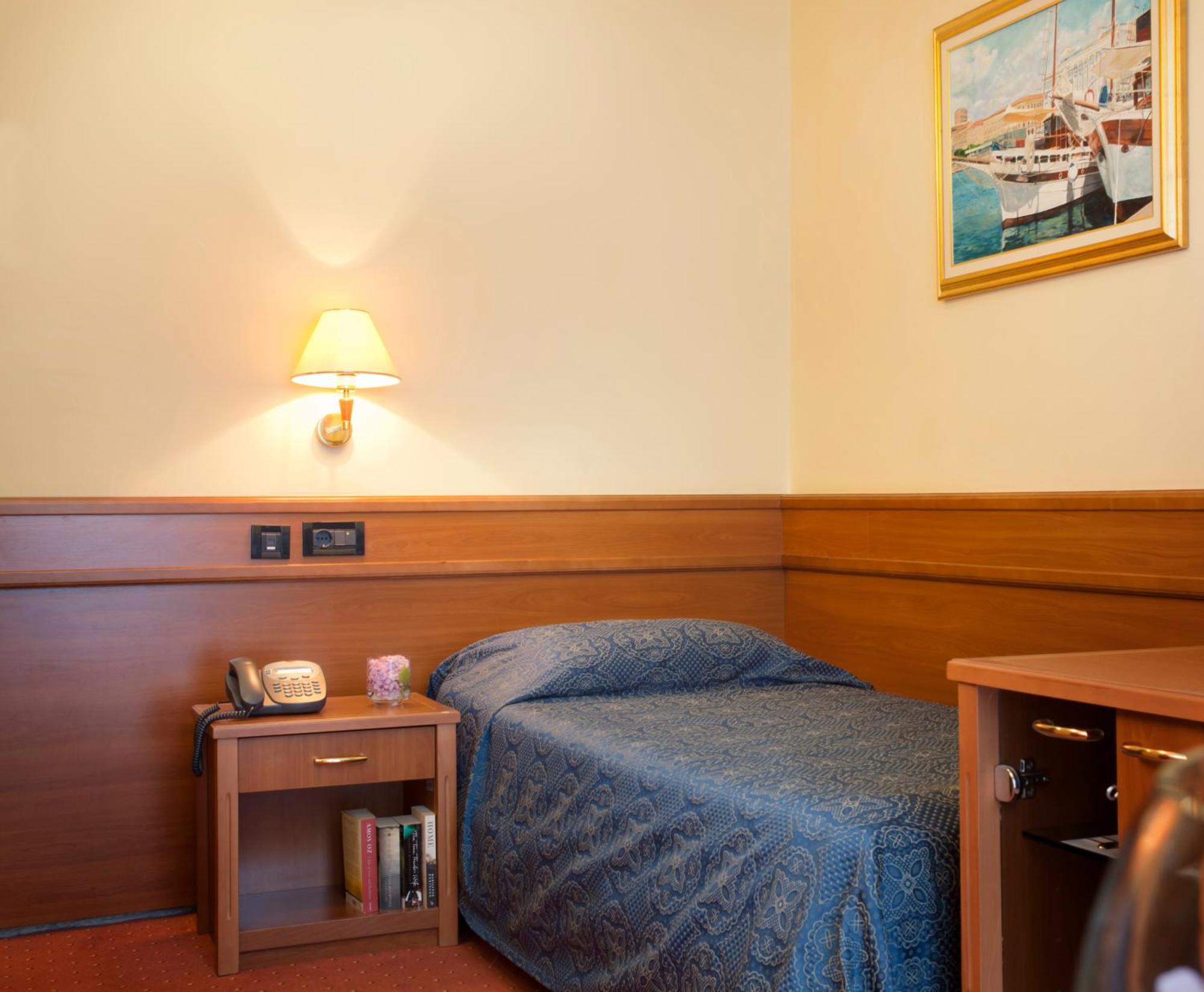 Single Room Sea View