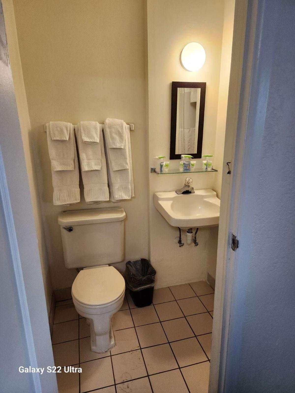 Triple Room with Bathroom