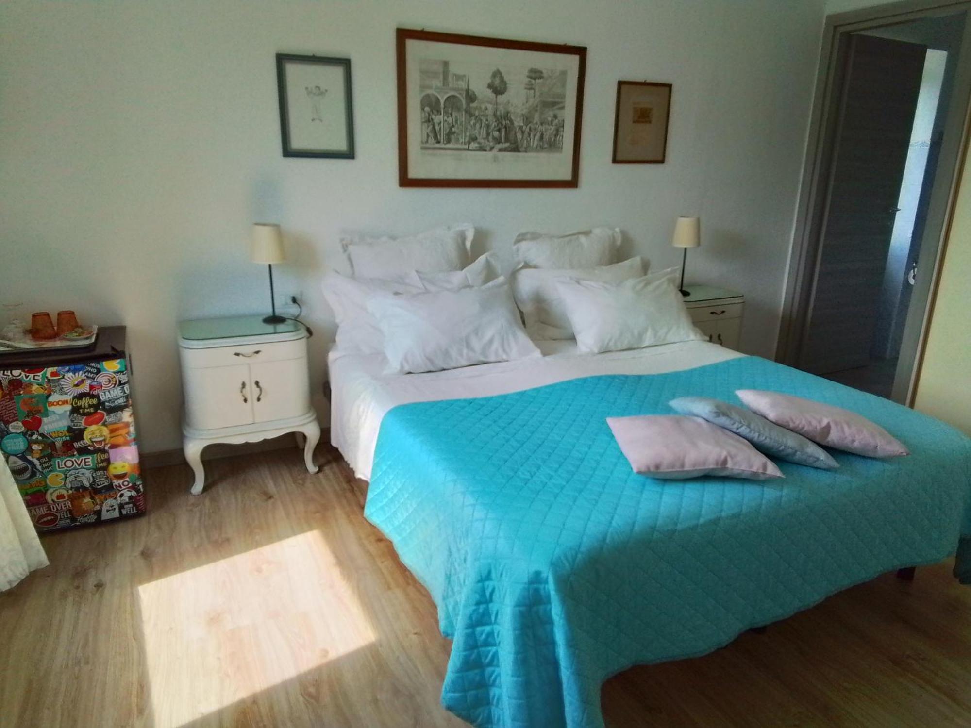 Double Room Private Bathroom