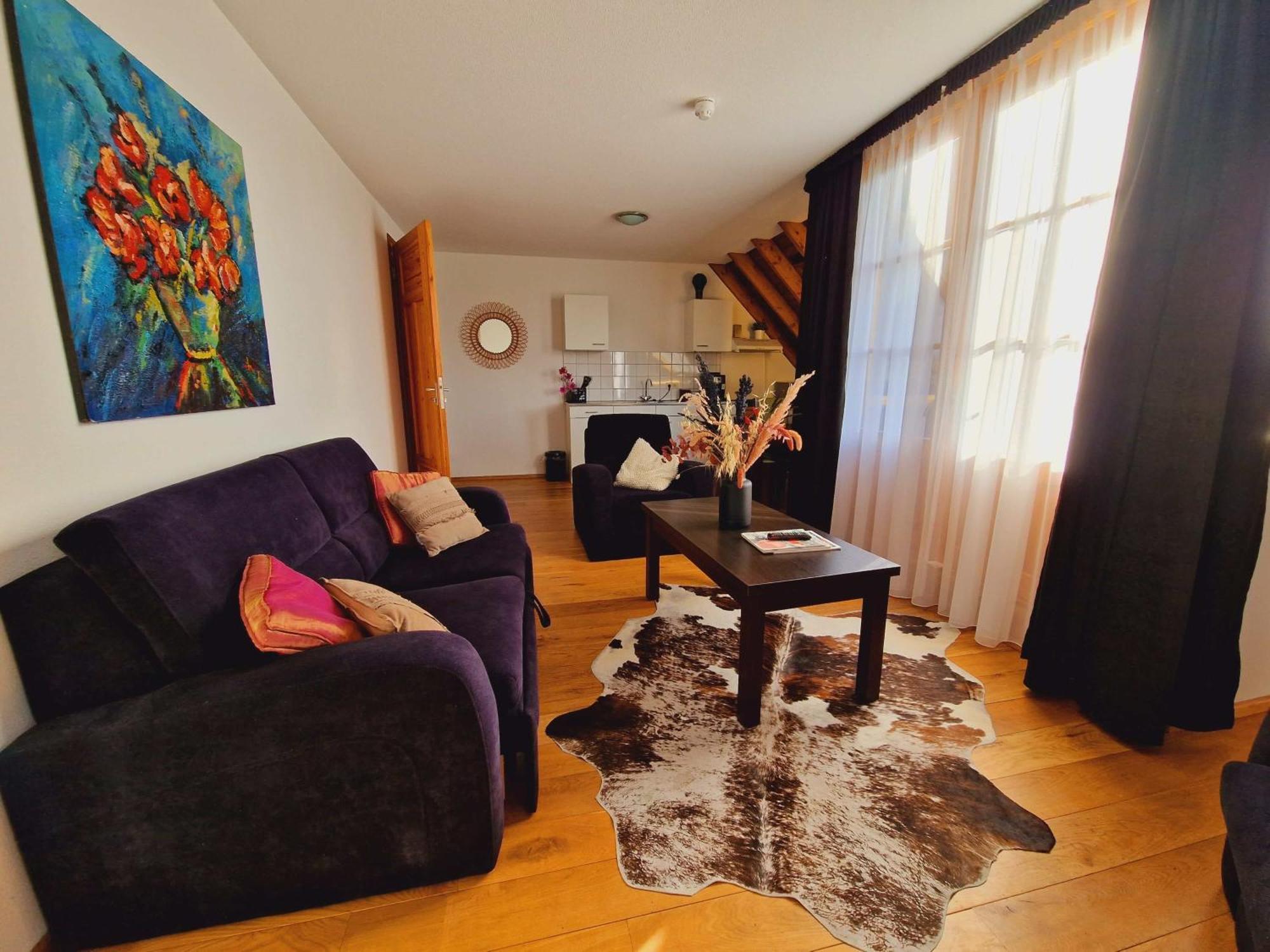 Two-Bedroom Apartment,1549538995:JPEG