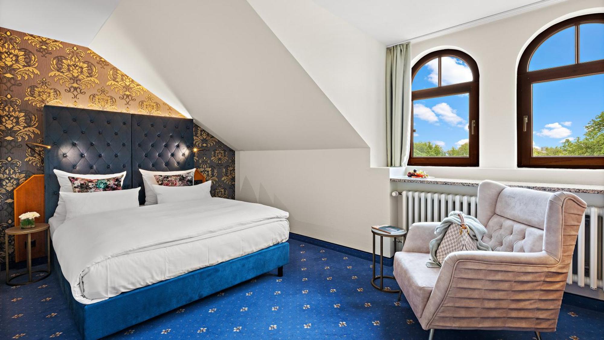 Business Single Room
