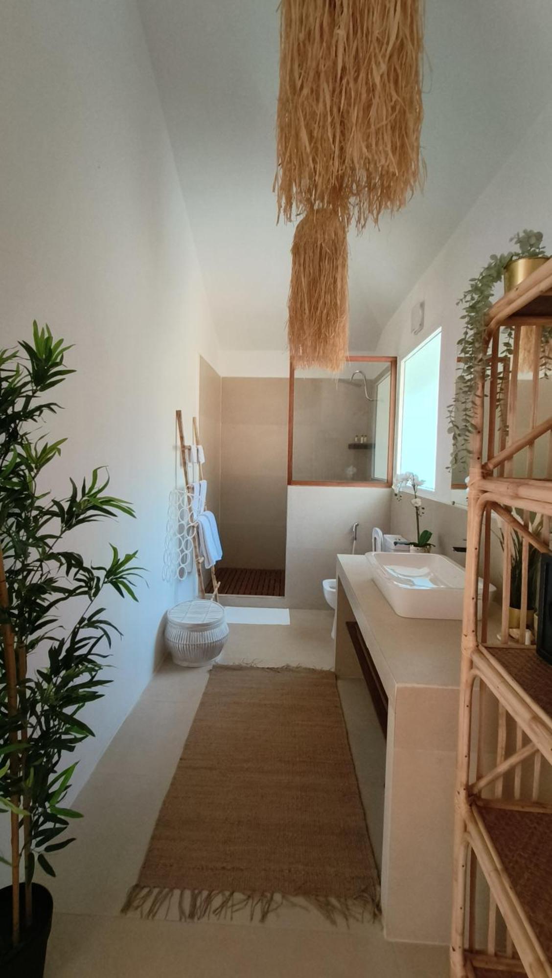 Deluxe Suite with Sea View