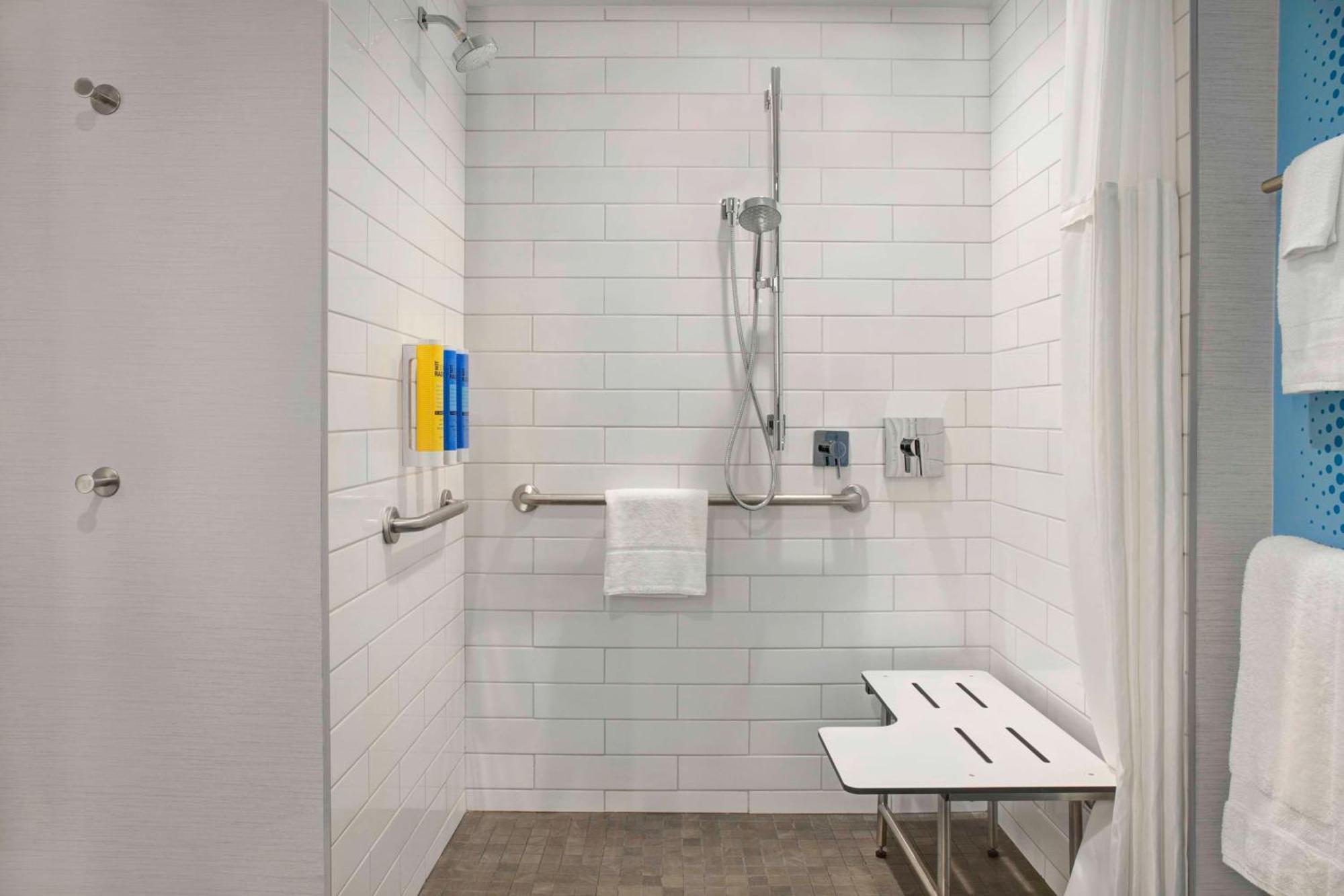 King Room Roll Shower Mobility Hearing Access