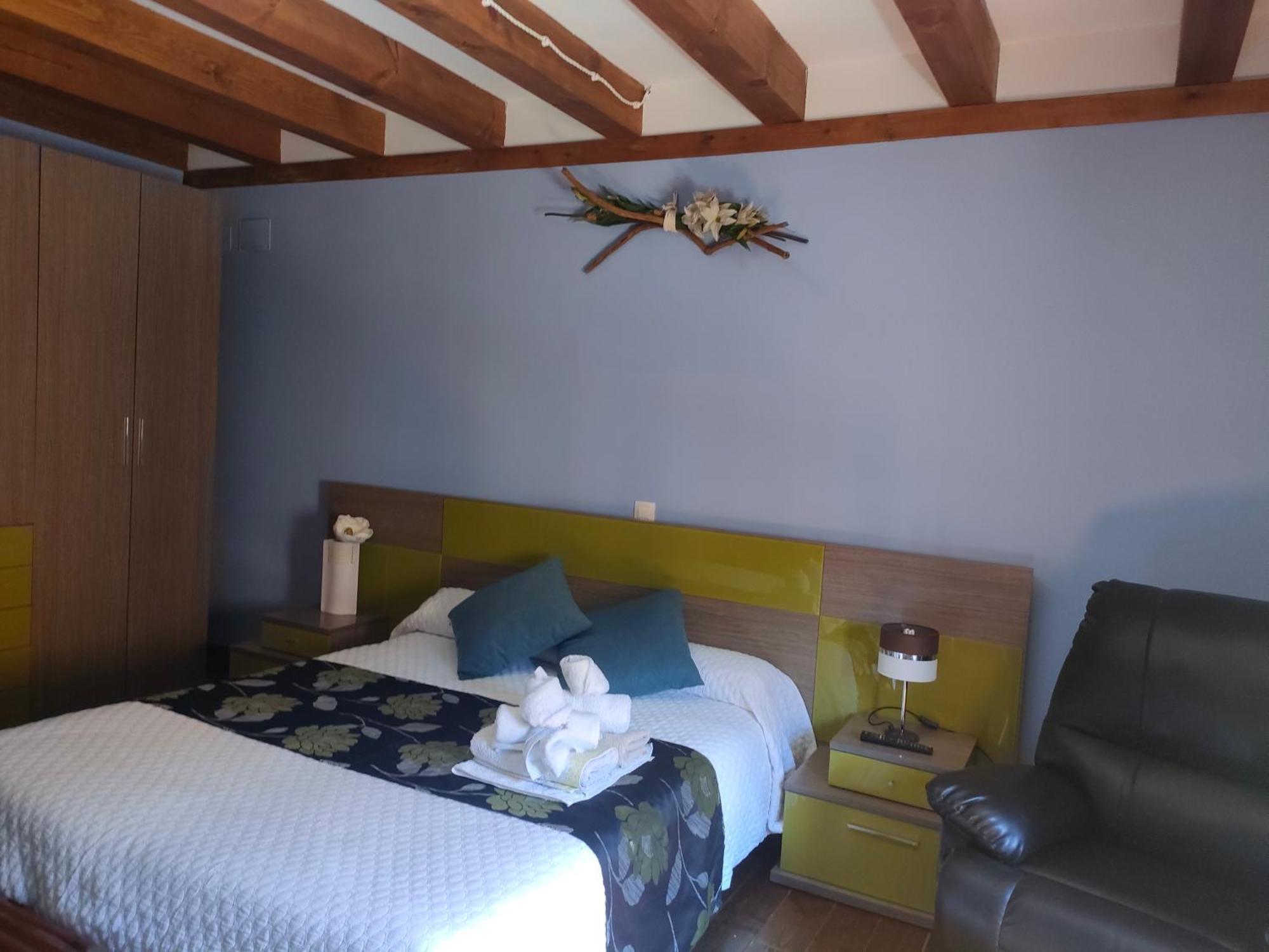 Deluxe Double Room,1595548990:JPEG
