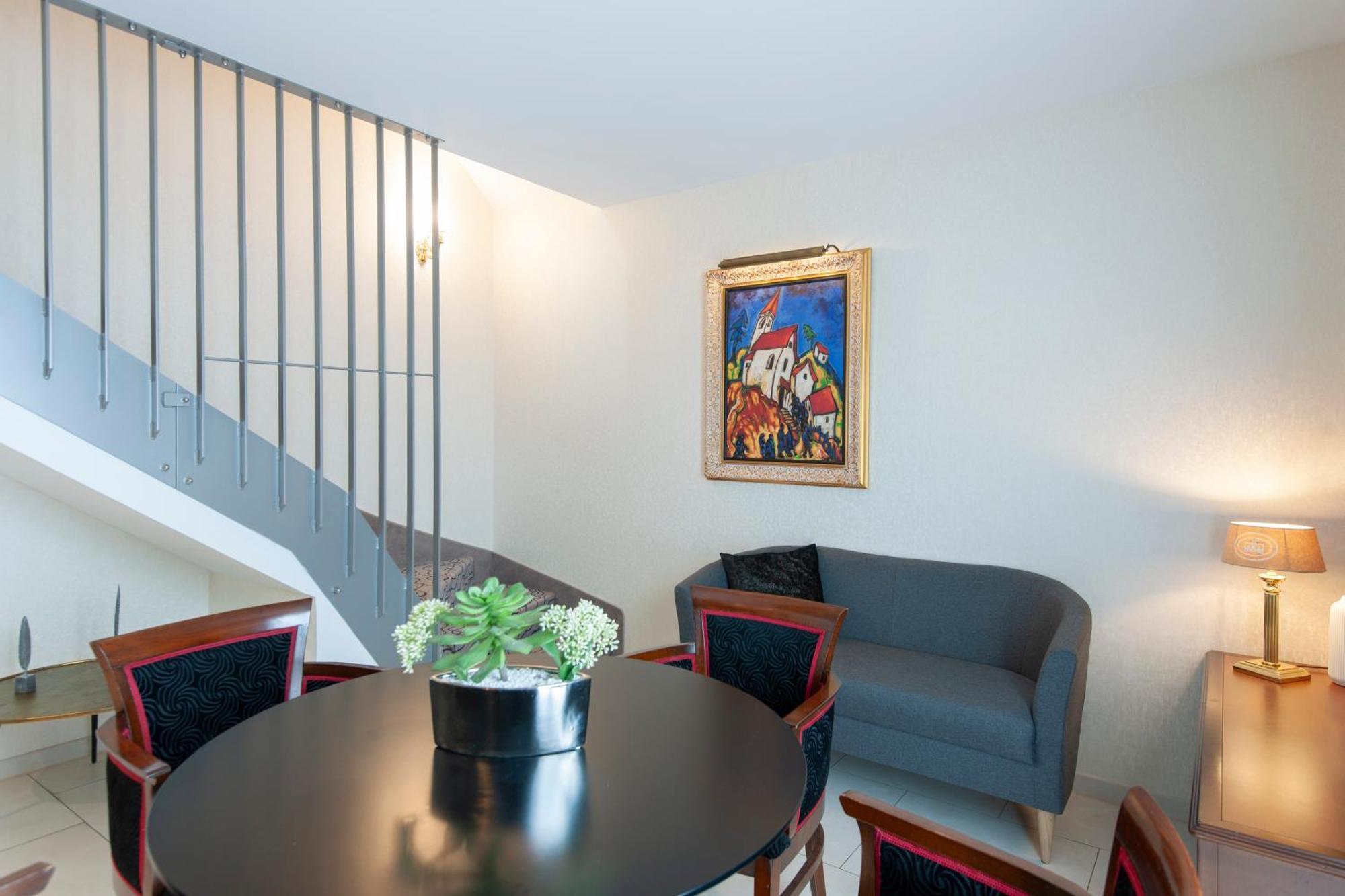 Deluxe Suite Terrace