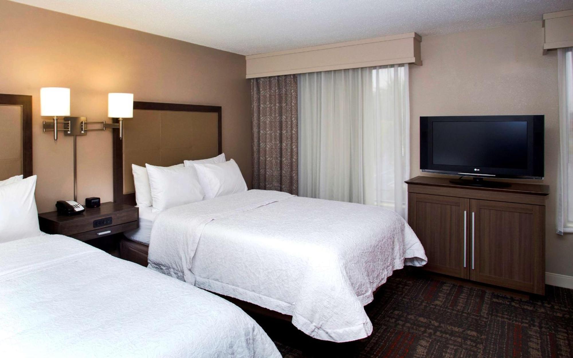 Queen Studio Suite with Two Queen Beds - Non-Smoking