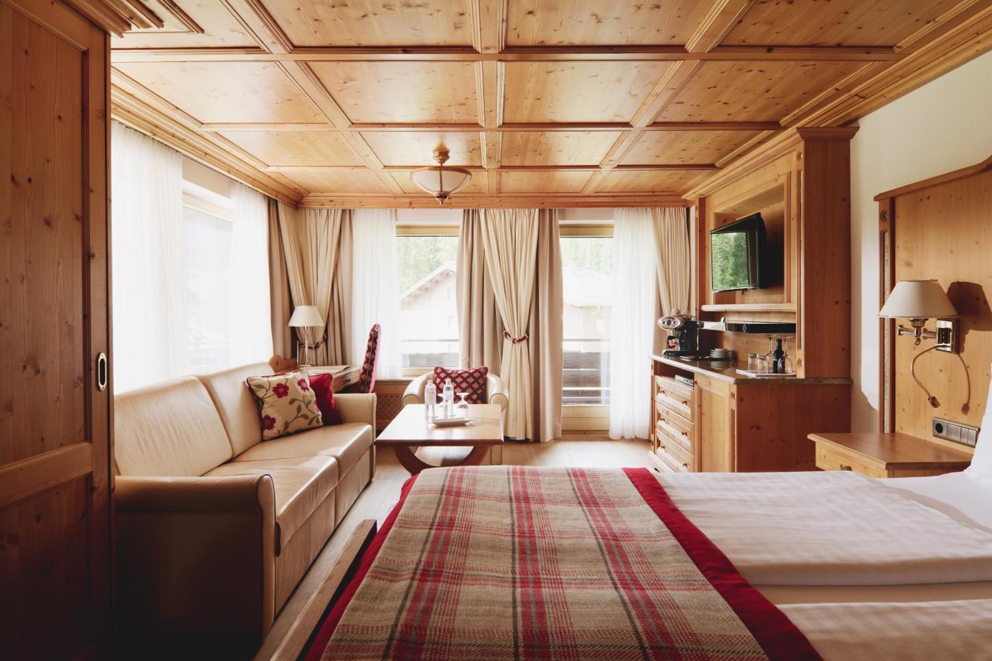 Suite Balcony,1551328621:JPEG