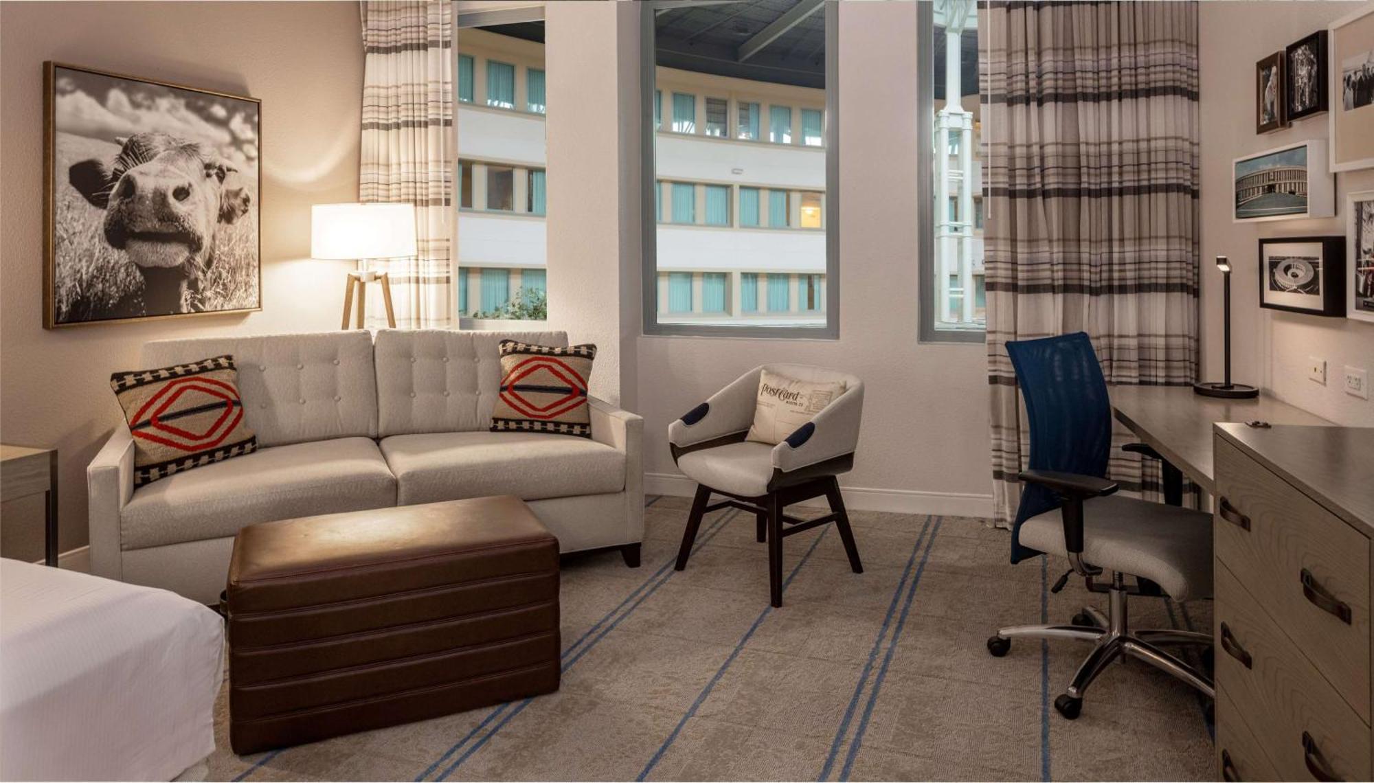 Premier King Room