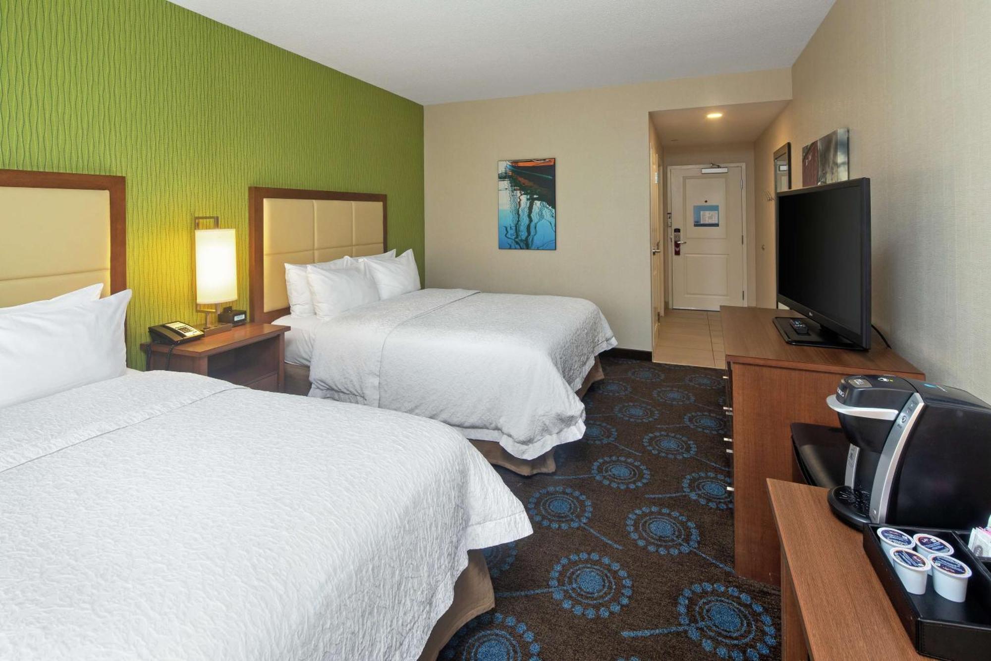 Premium Queen Studio with Two Queen Beds - Non-Smoking