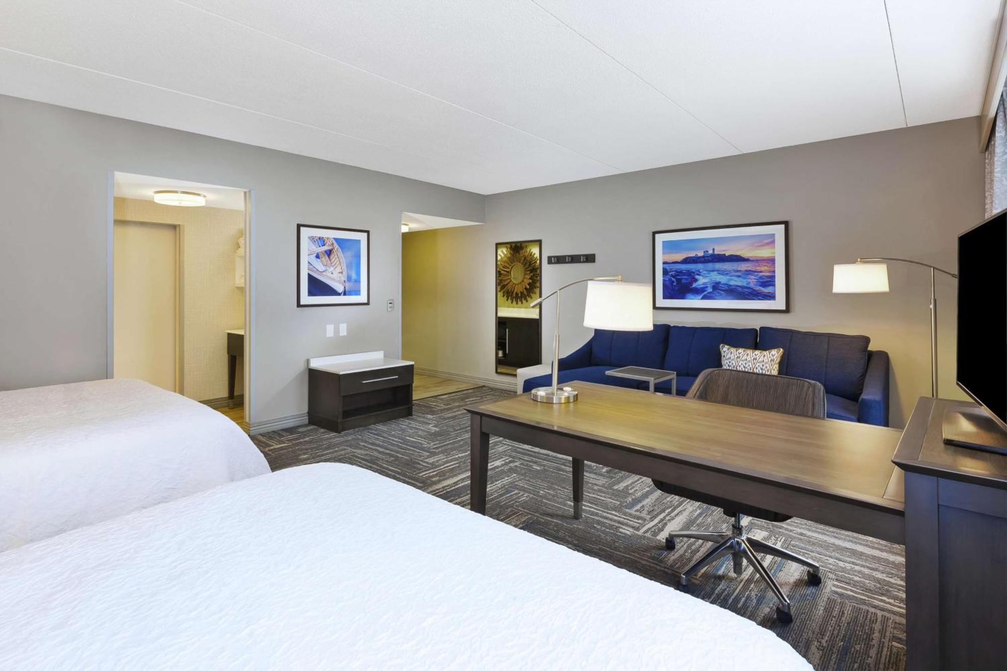 Queen Studio Suite with Two Queen Beds - Non-Smoking