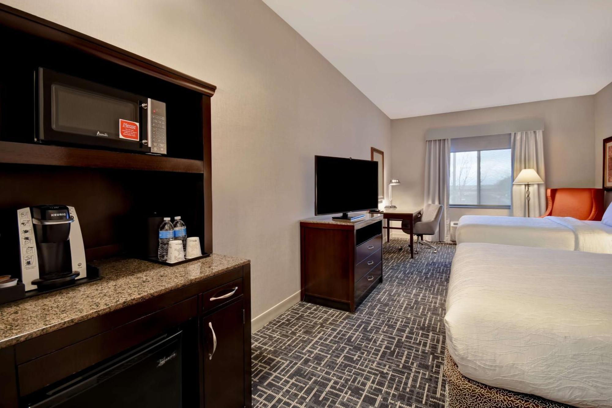 Queen Room Two Queen Beds