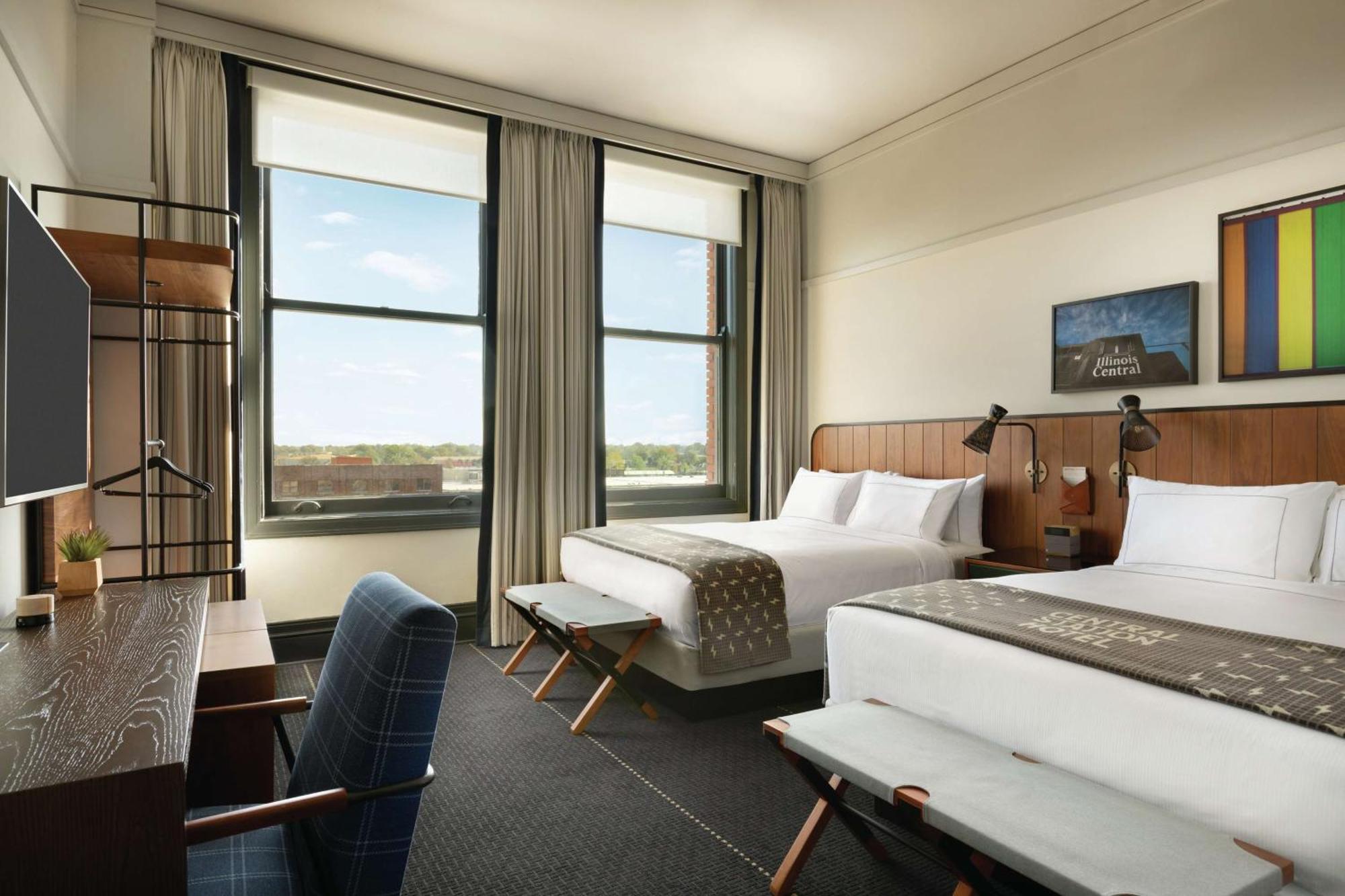 Queen Room with Two Queen Beds - Mobility Accessible
