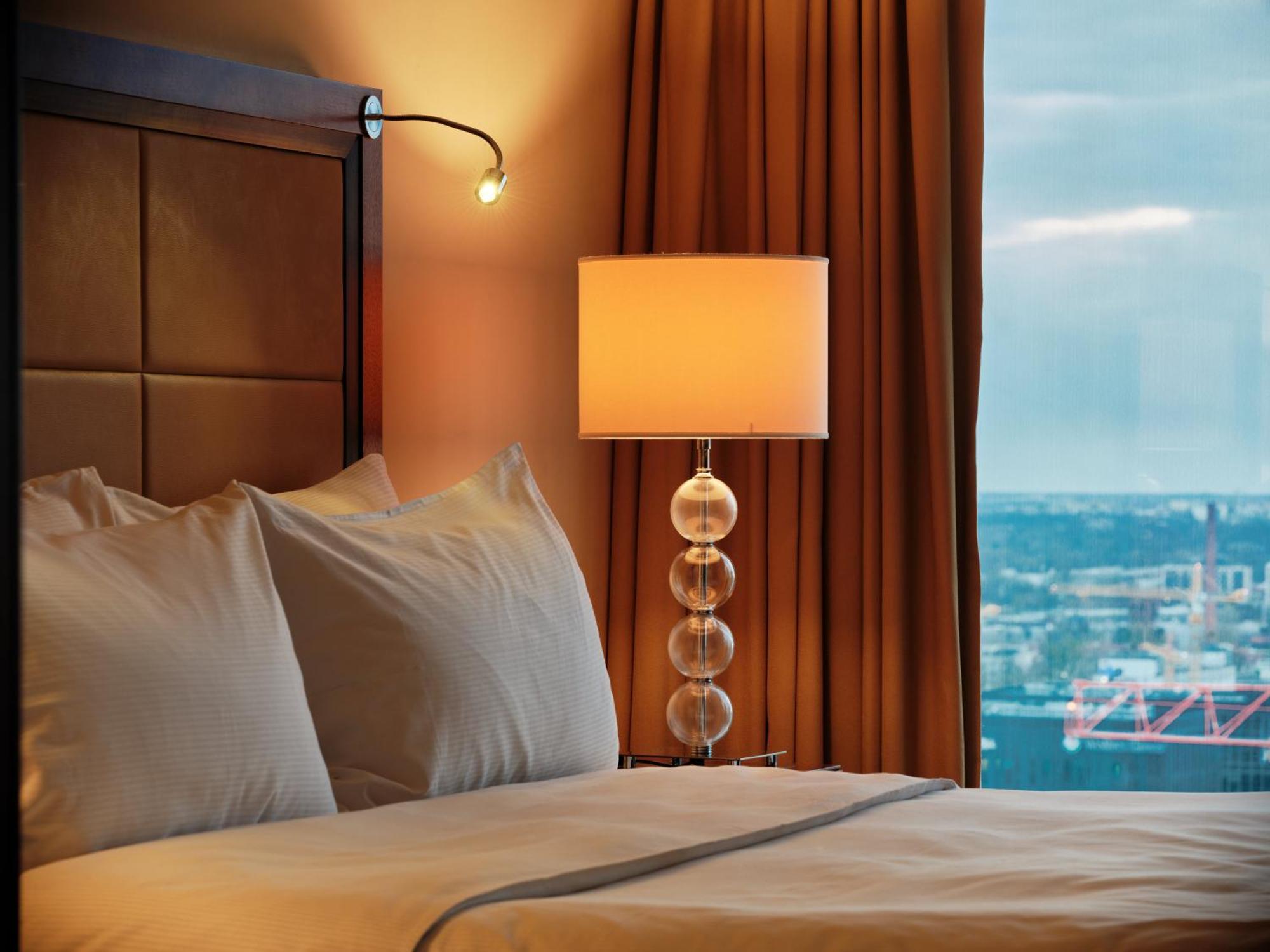 King Deluxe Business Room