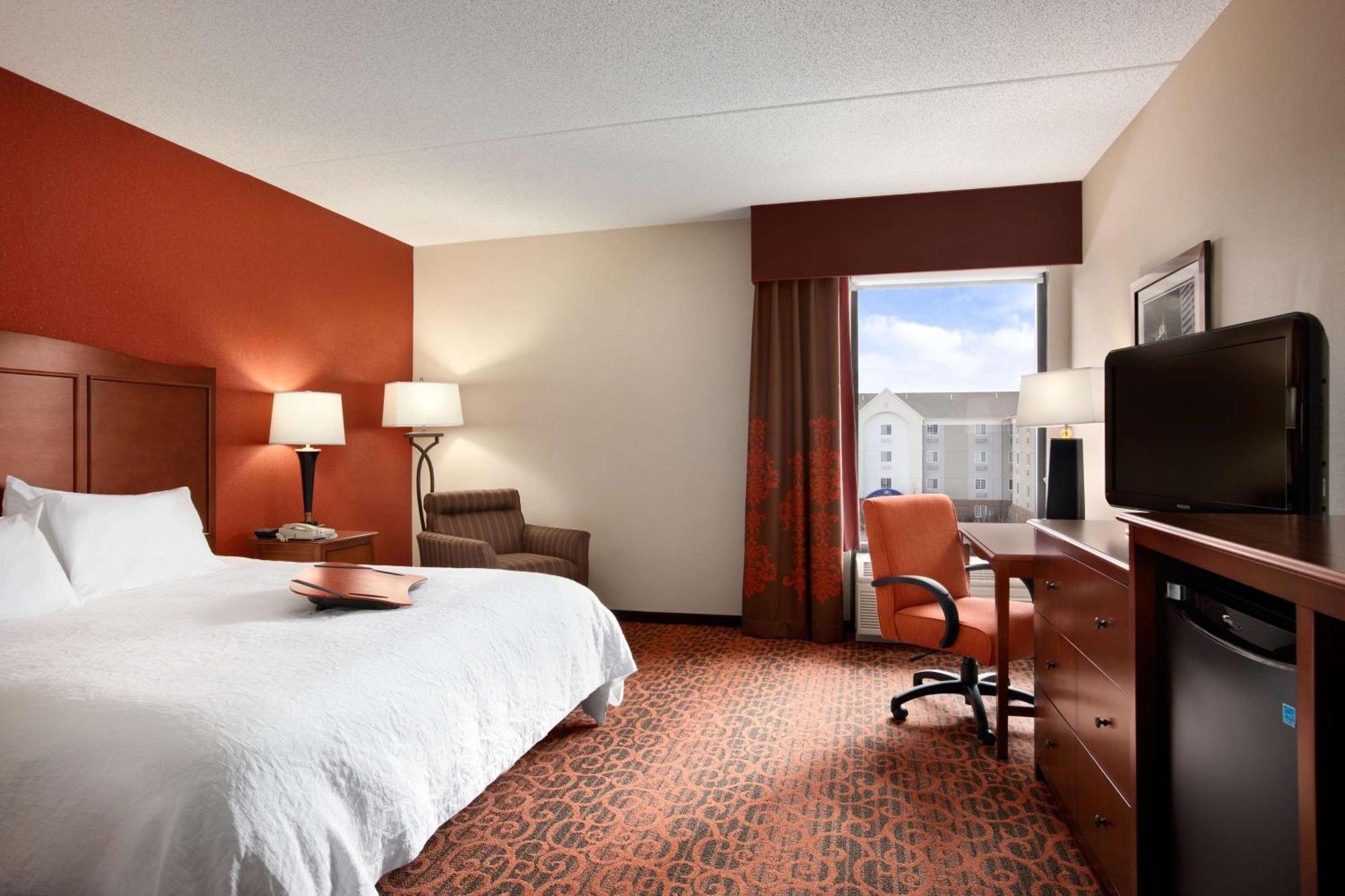 King Room Mobility Access or Non-Smoking