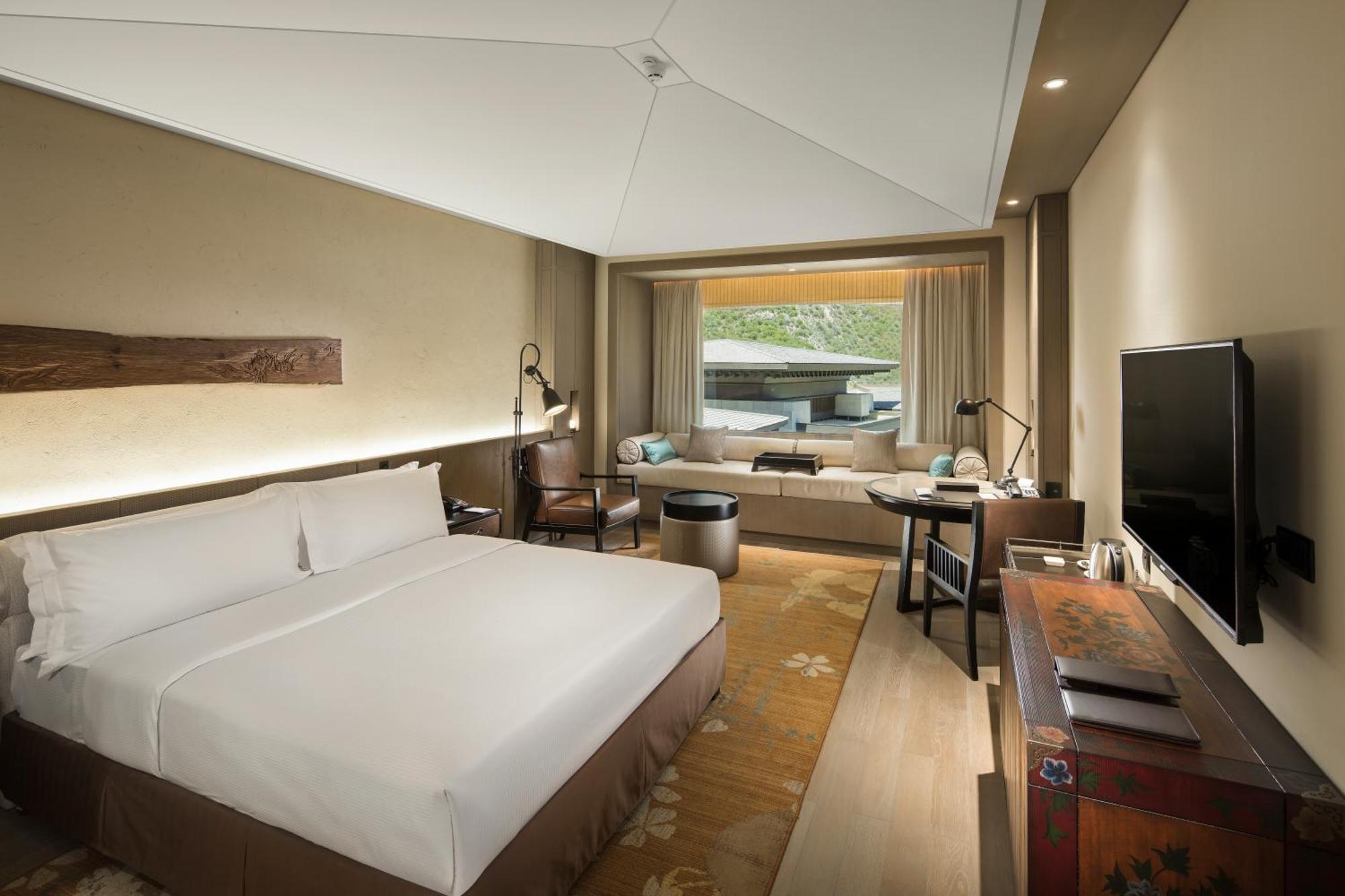 Hilton Suite