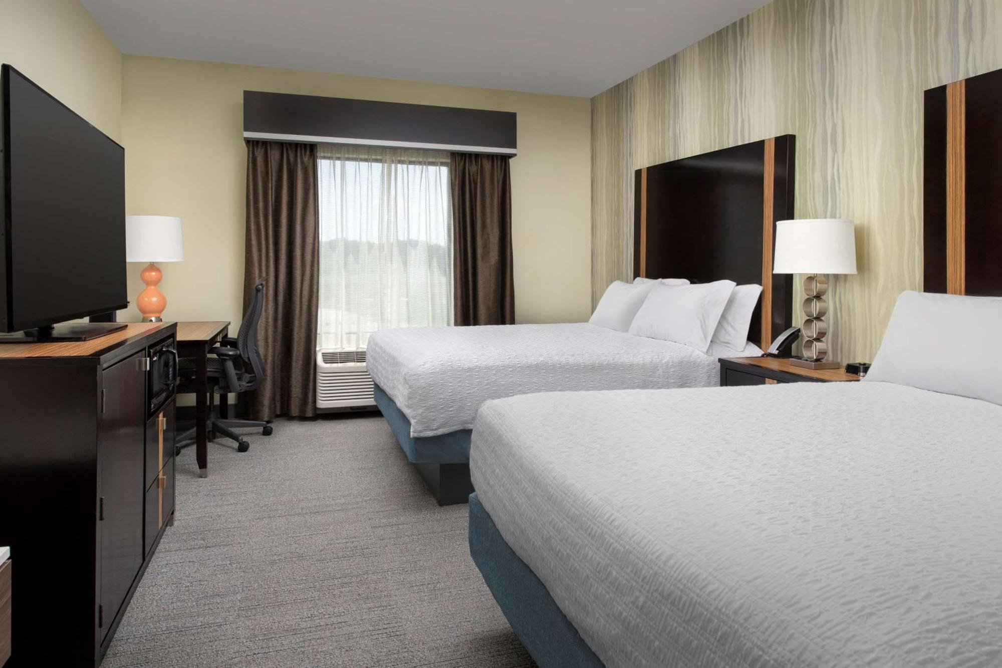 Queen Room with Two Queen Beds - Mobility and Hearing Access/Non-Smoking