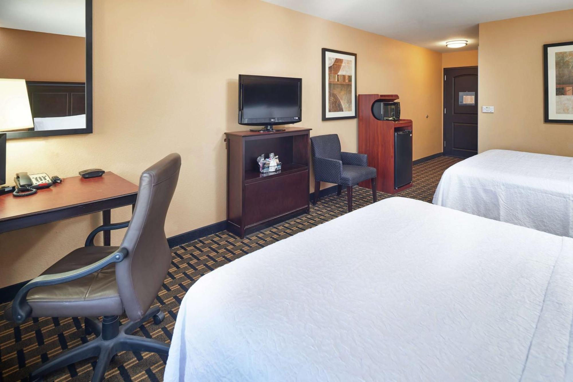 Room Two Queen Beds Non-Smoking