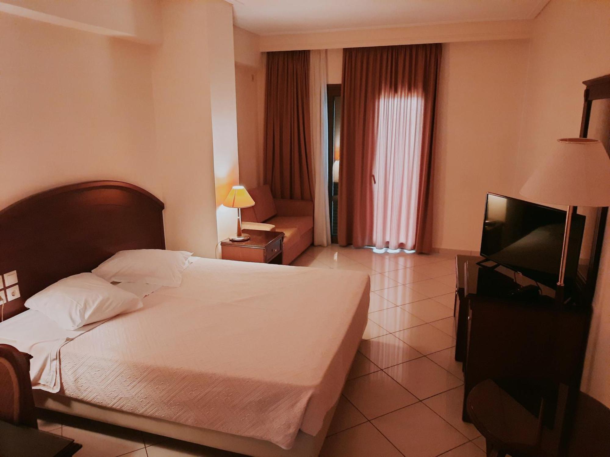Double or Twin Room Sea View