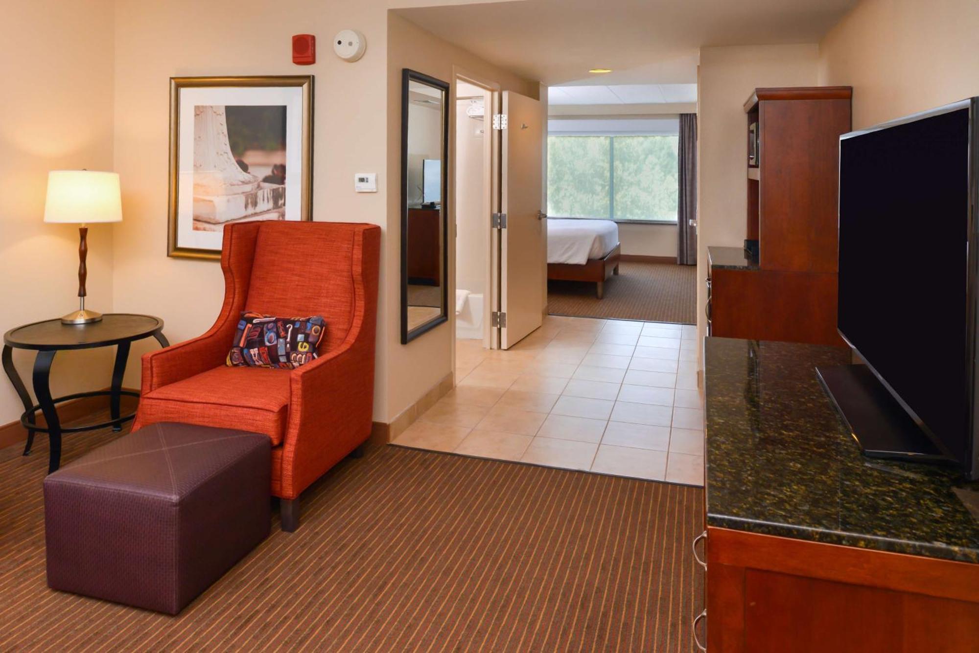 Junior King Suite with Seating Area