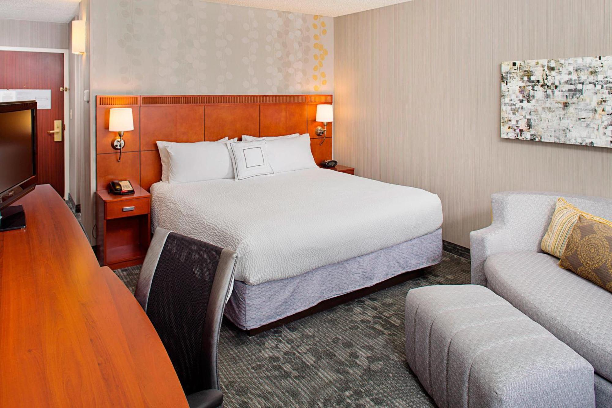 King Room with Sofa Bed