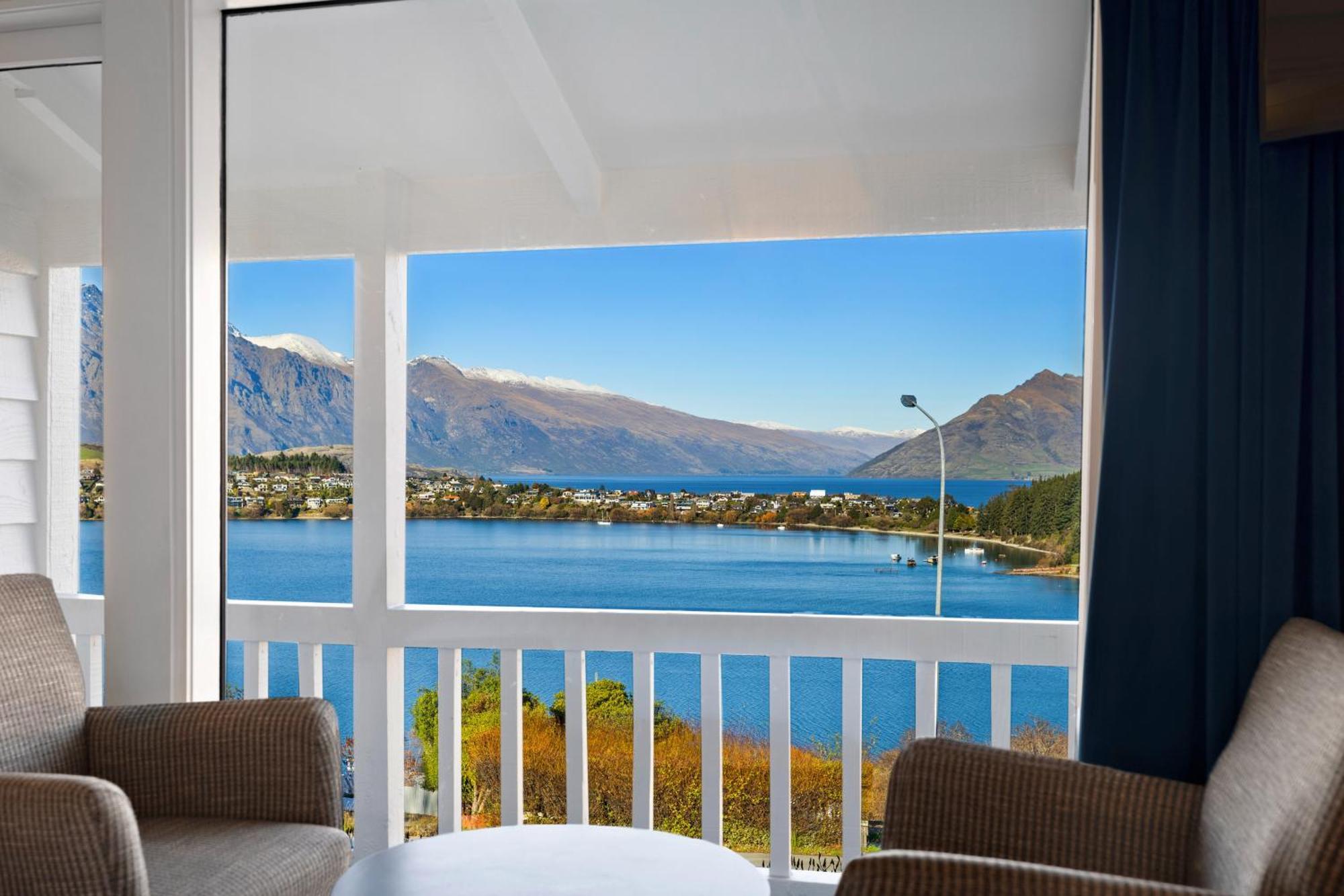 Studio Twin Room a Lake Mountain View
