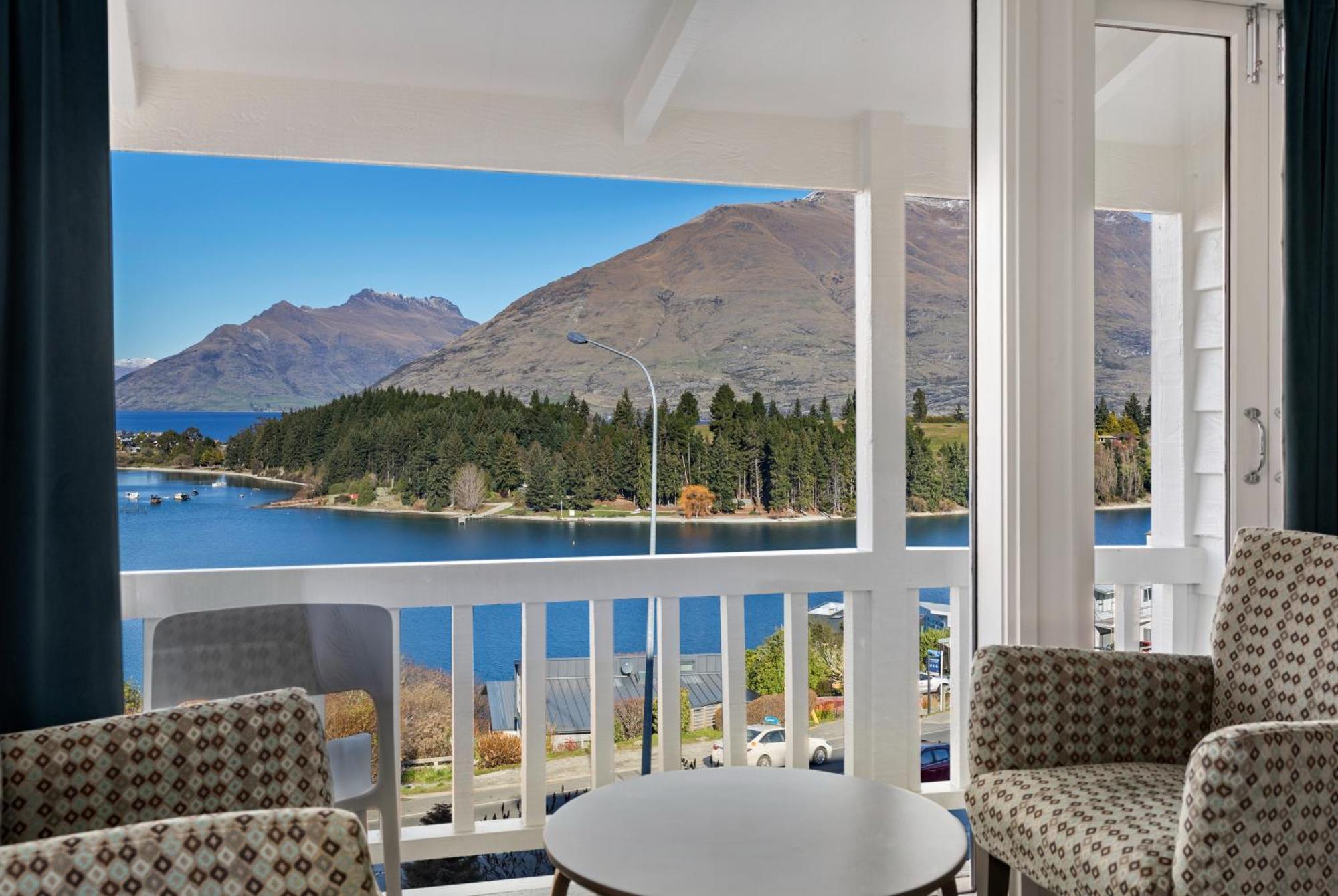 Studio Twin Room a Lake Mountain View