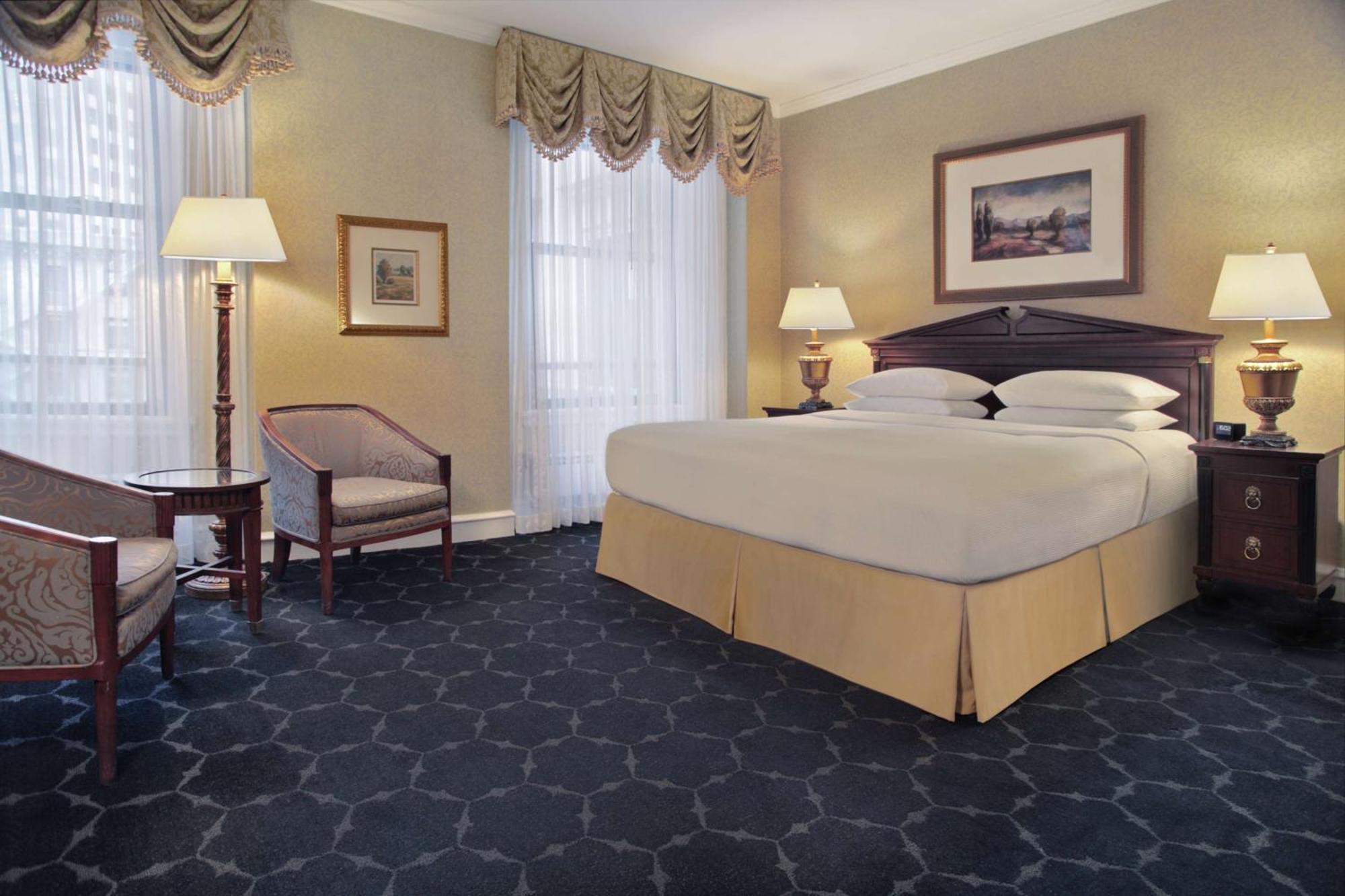 Deluxe Zimmer mit Kingsize-Bett