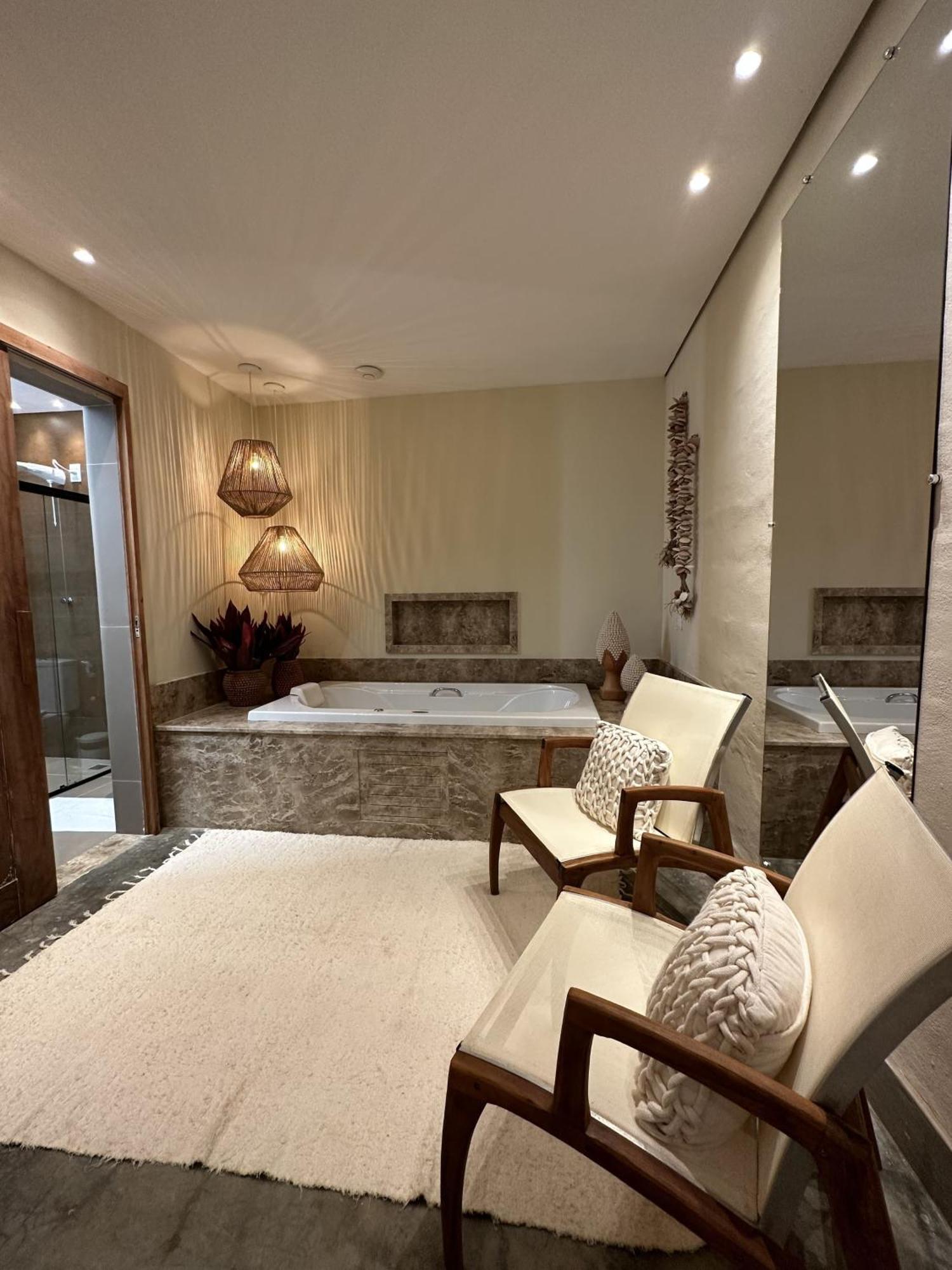 Suite with Spa Bath