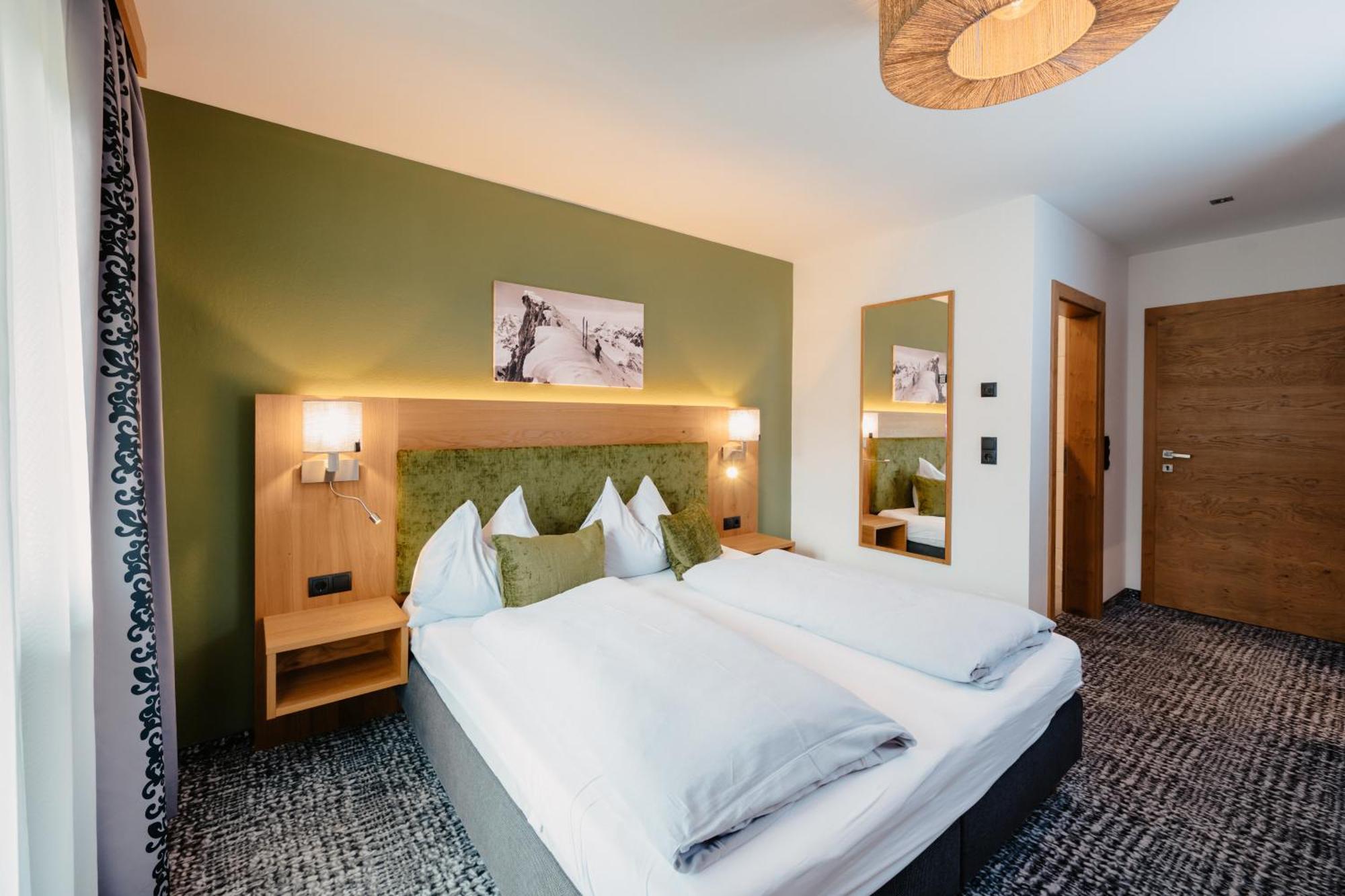 Triple Room with Balcony