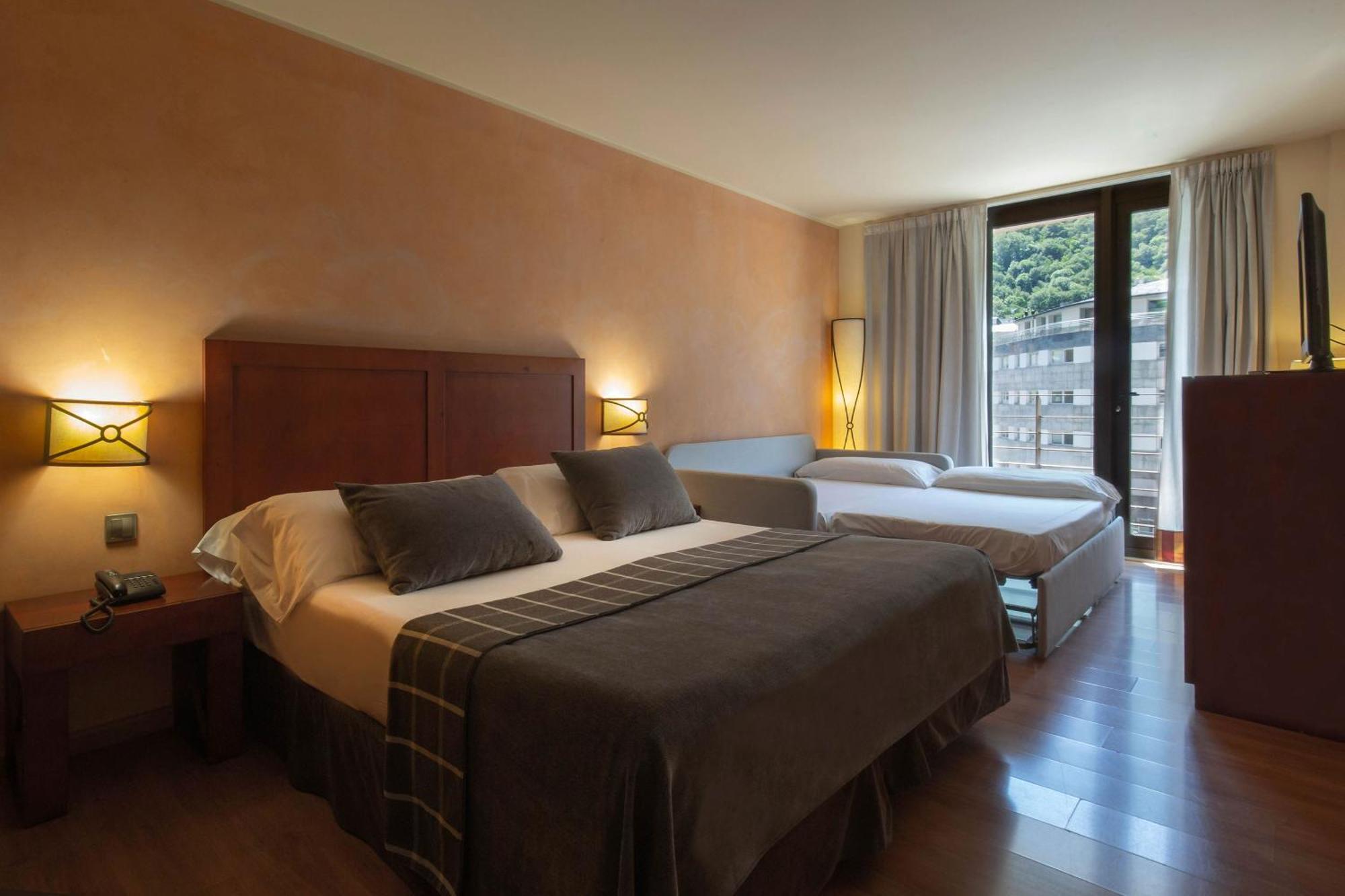 Quadruple Room City View