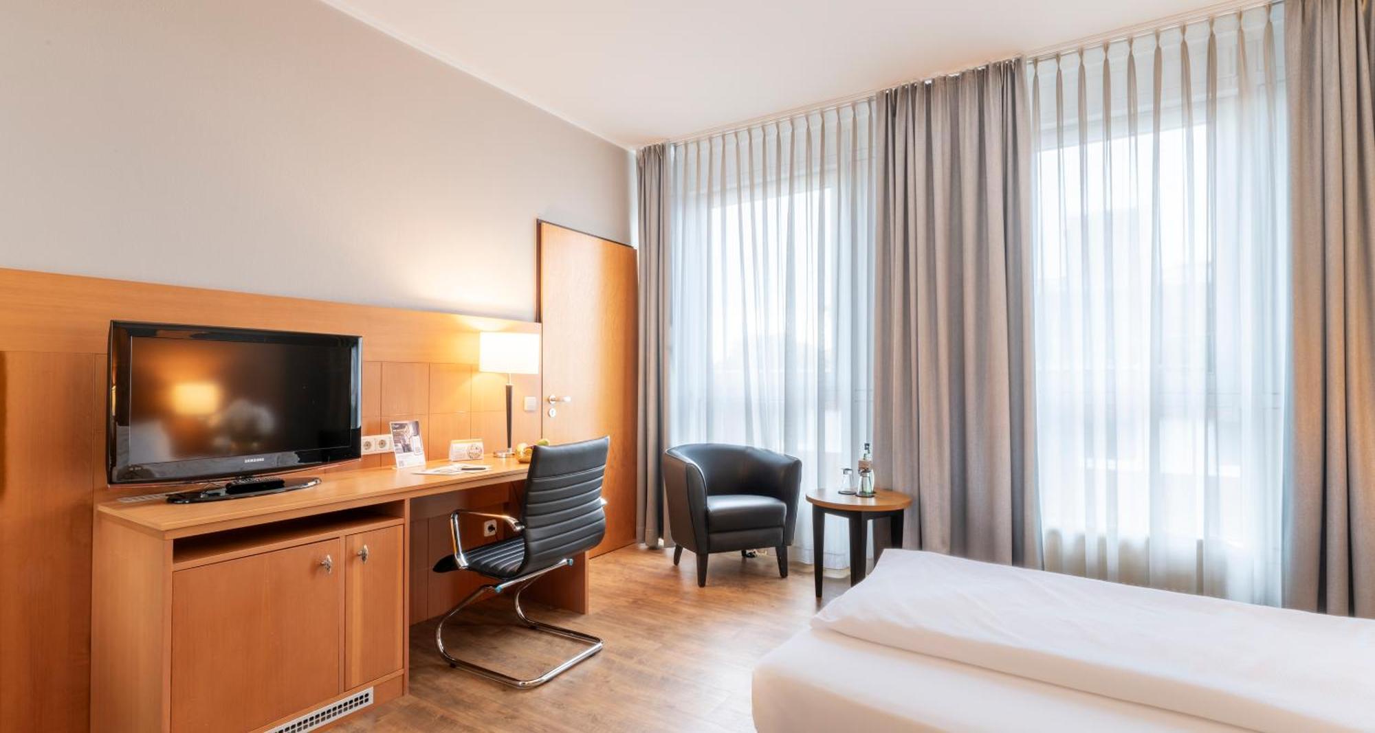 Classic Single Room,1553172649:JPEG