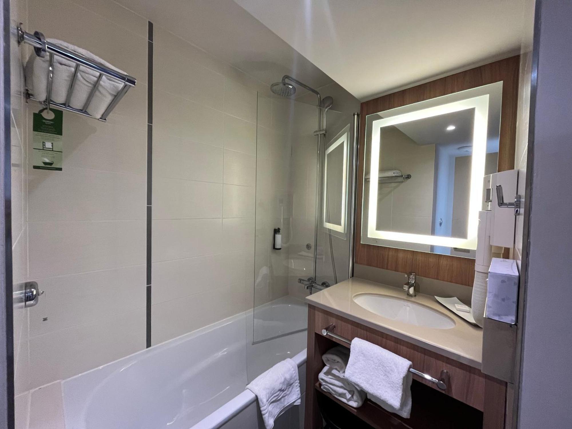 Studio Park (2 Adults)