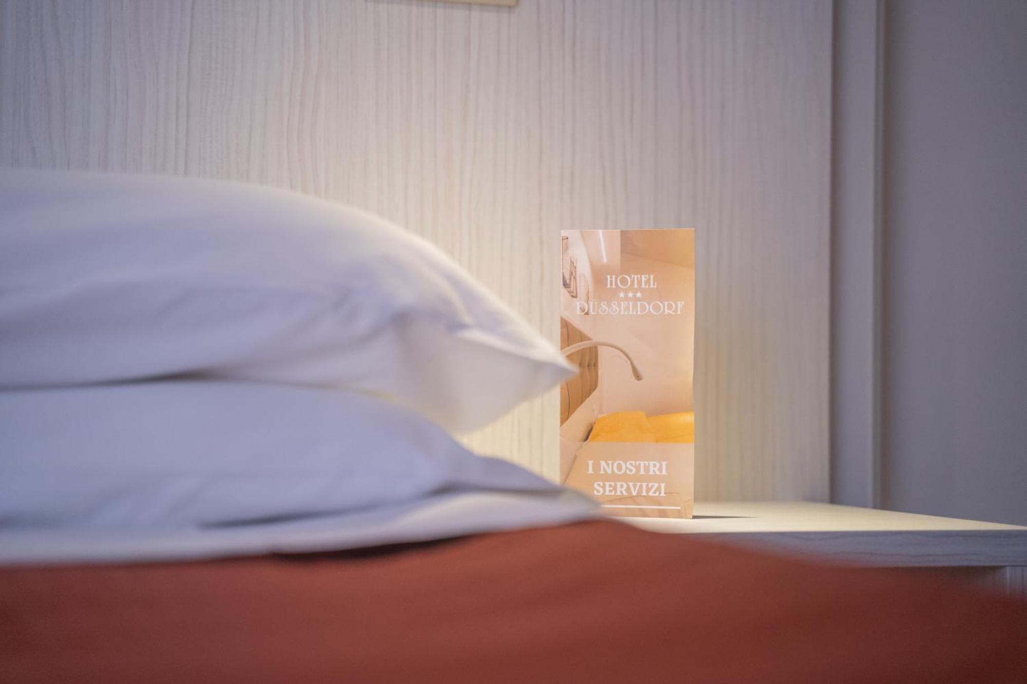 Double or Twin Room,1553870740:JPEG