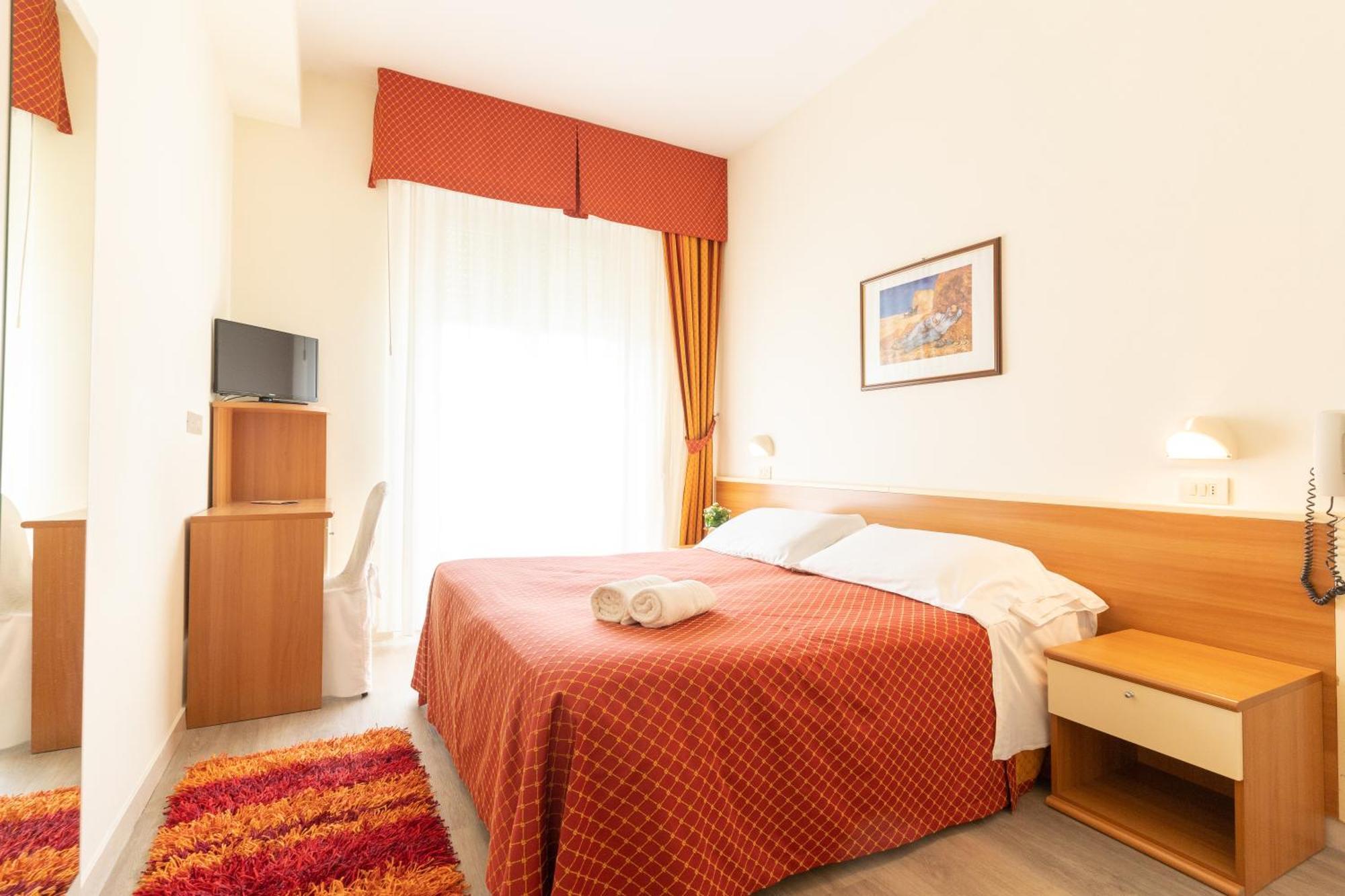 Family Junior Suite,1553873263:JPEG