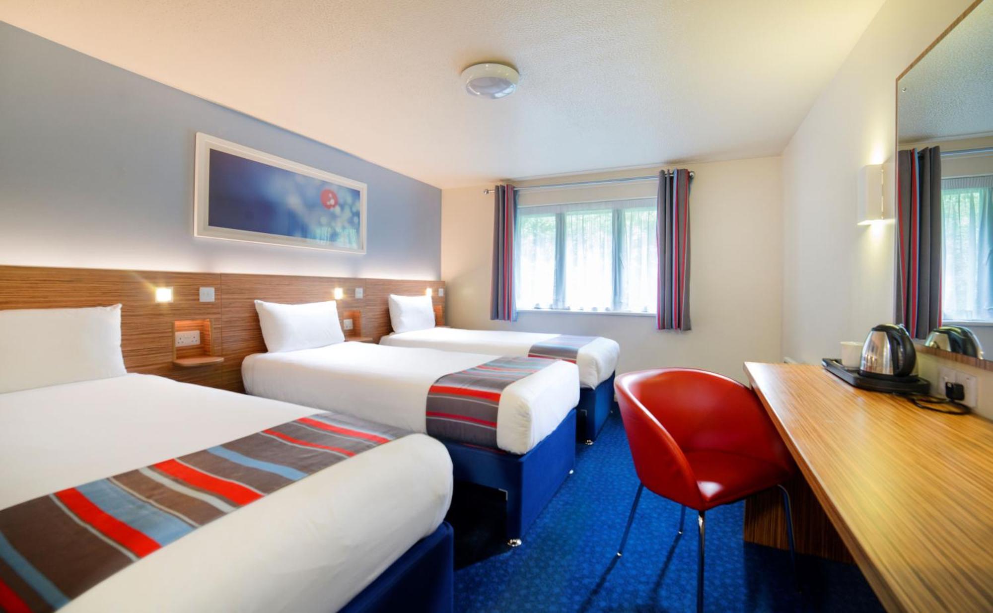 Triple Room,886045723:JPEG