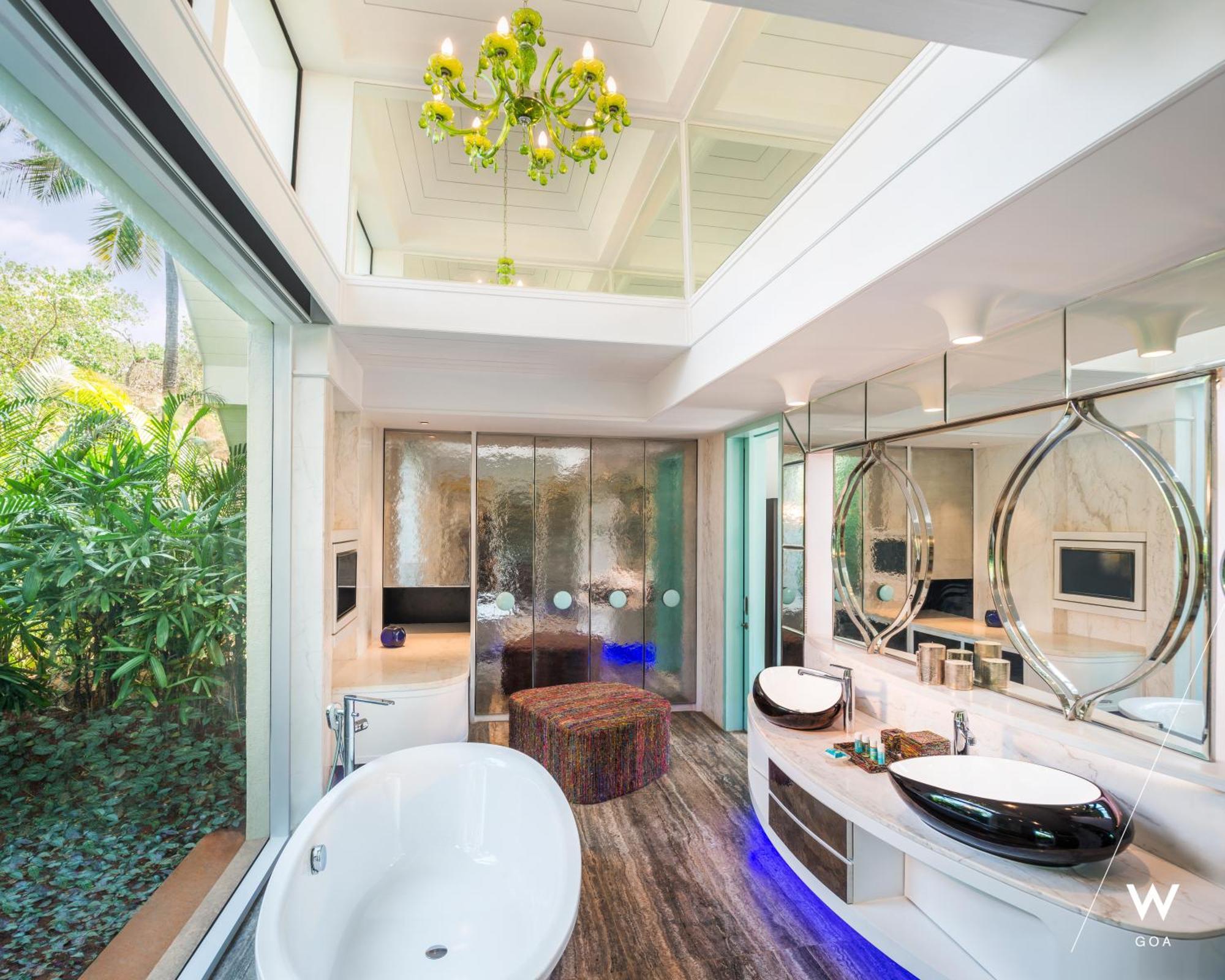 Two-bedroom, Seafront View, Oasis 2