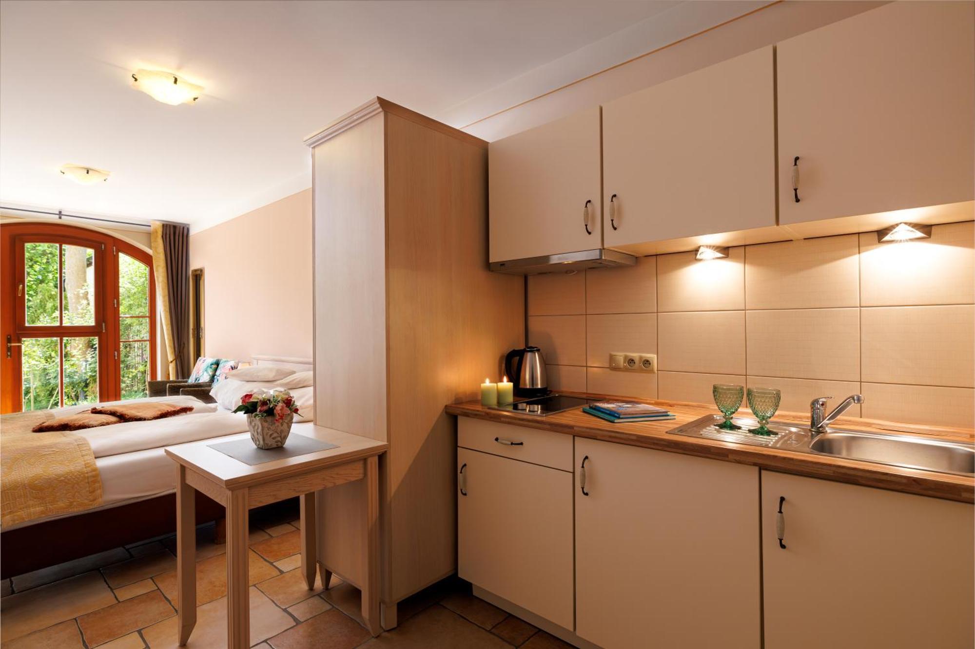 Doppelzimmer mit Küchenzeile