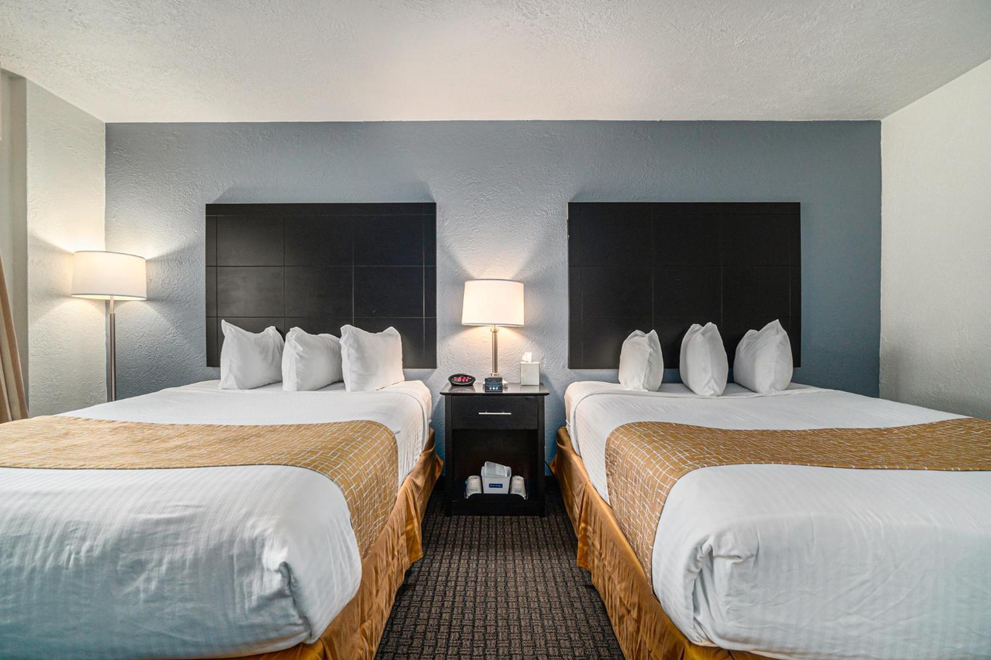 Queen Room Two Queen Beds Second Floor or Non-Smoking