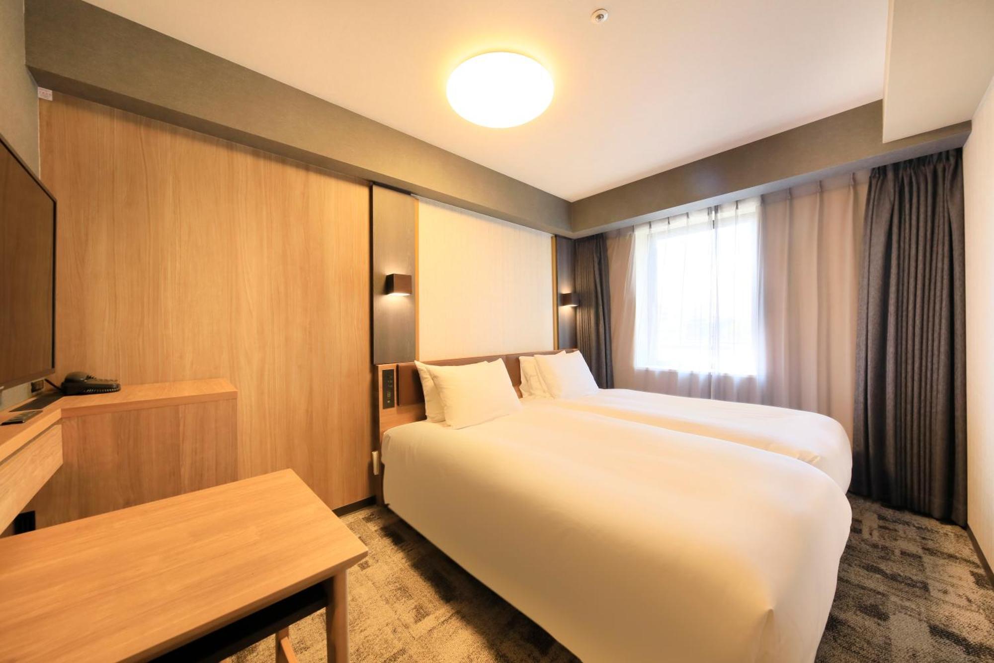 Small Twin Room Non-Smoking