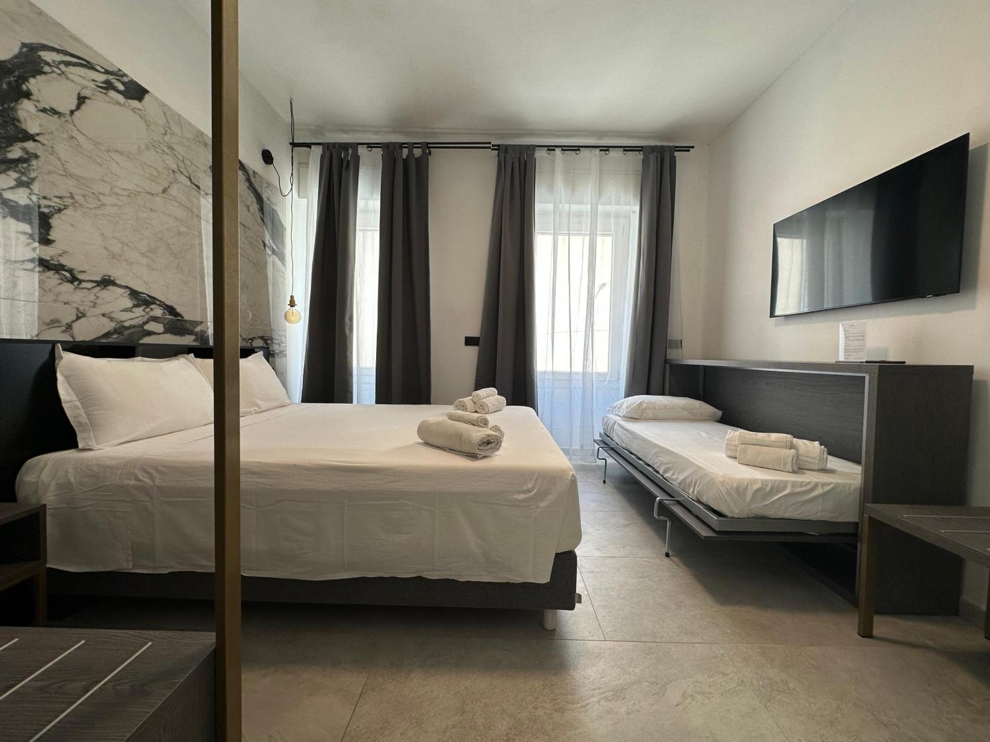 Comfort Triple Room
