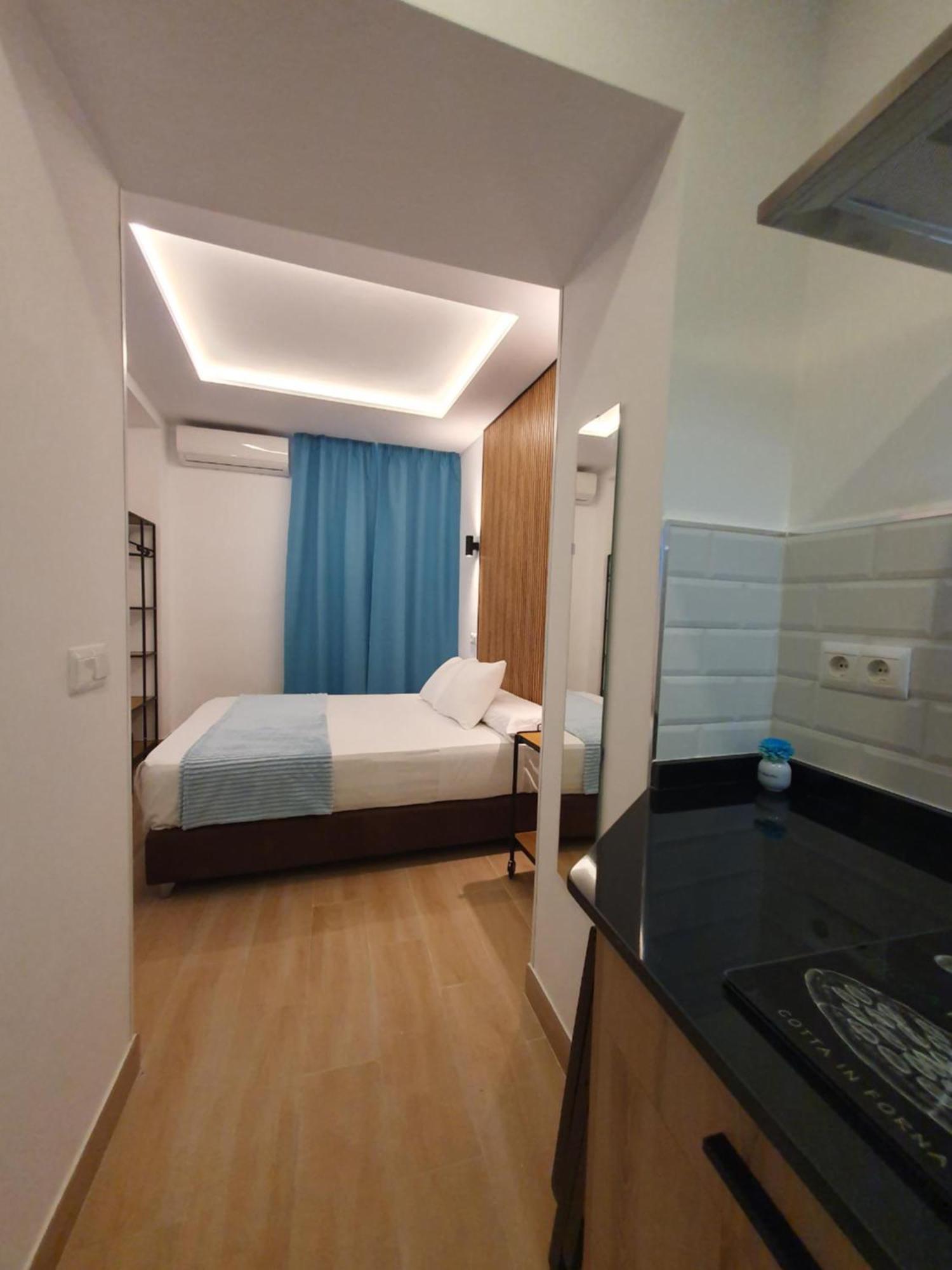 Double Room Kitchen,1555446466:JPEG