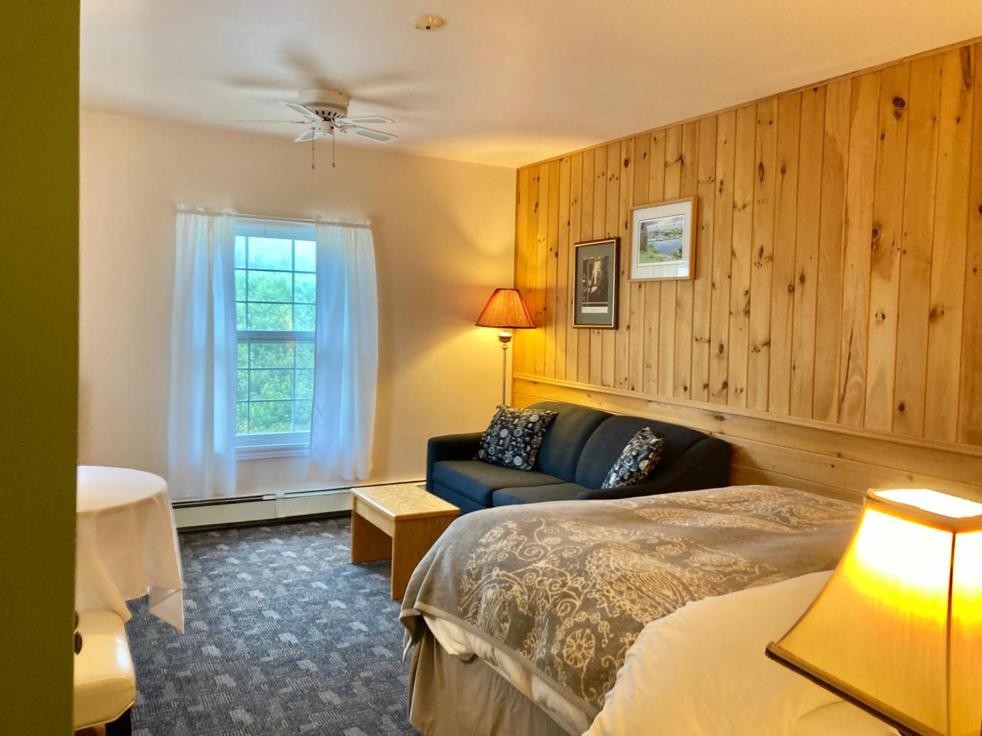 Superior Queen Room