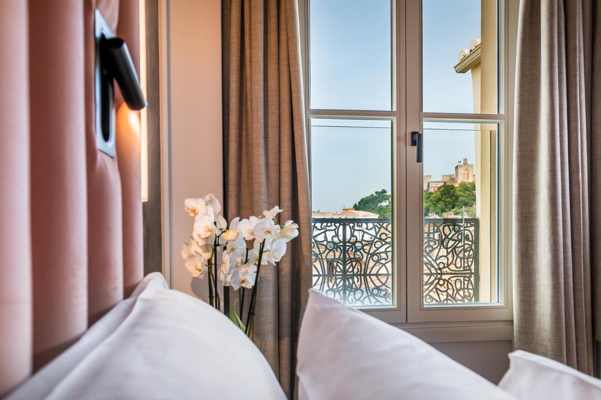 Suite Real (2 adultos + 1 criança)