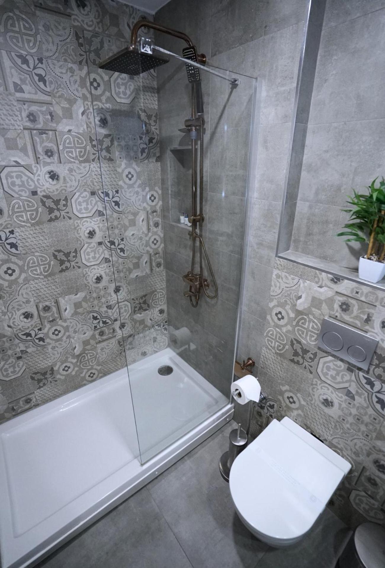 Basic Triple Room