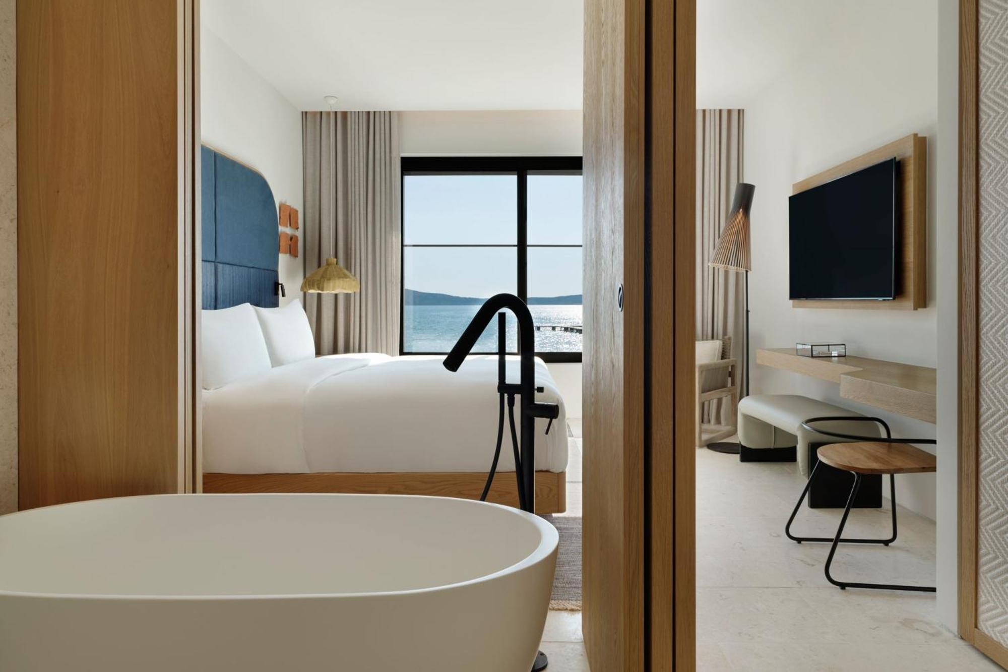 W Bayfront Infinity 2 Bedroom Suite Sea view High floor,1385924168:JPEG