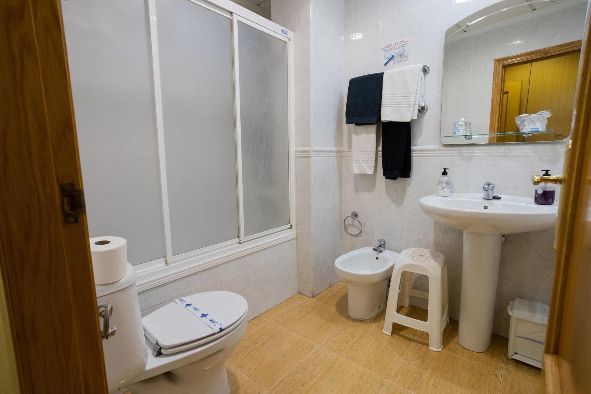 Standard Double Suite
