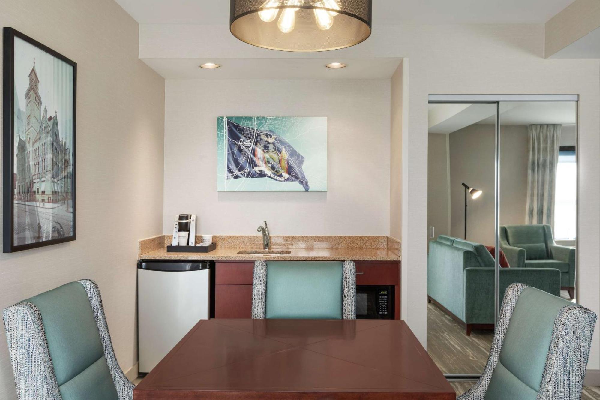 Premium King Room