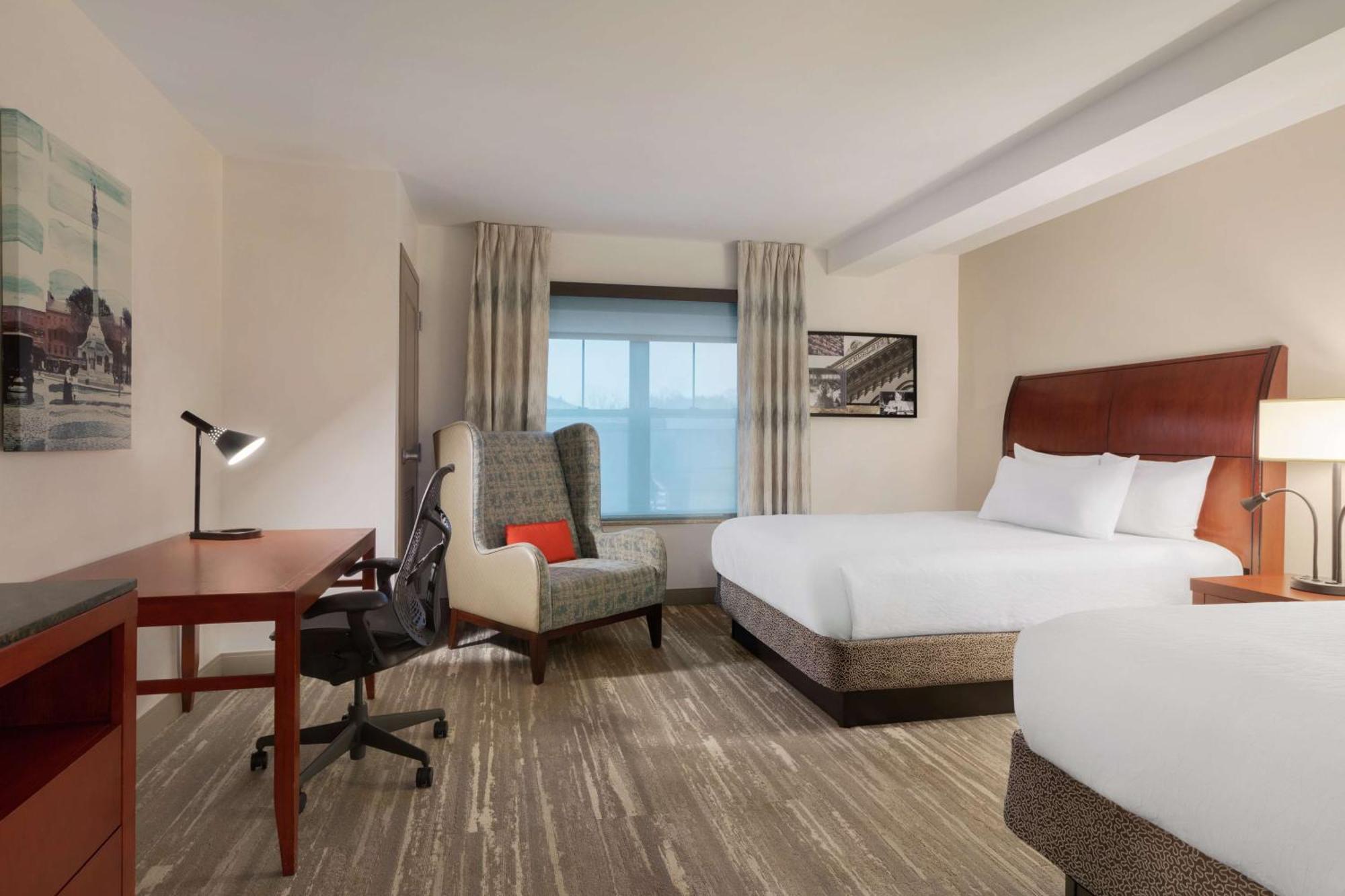 Queen Room Two Queen Beds Mobility Hearing Access